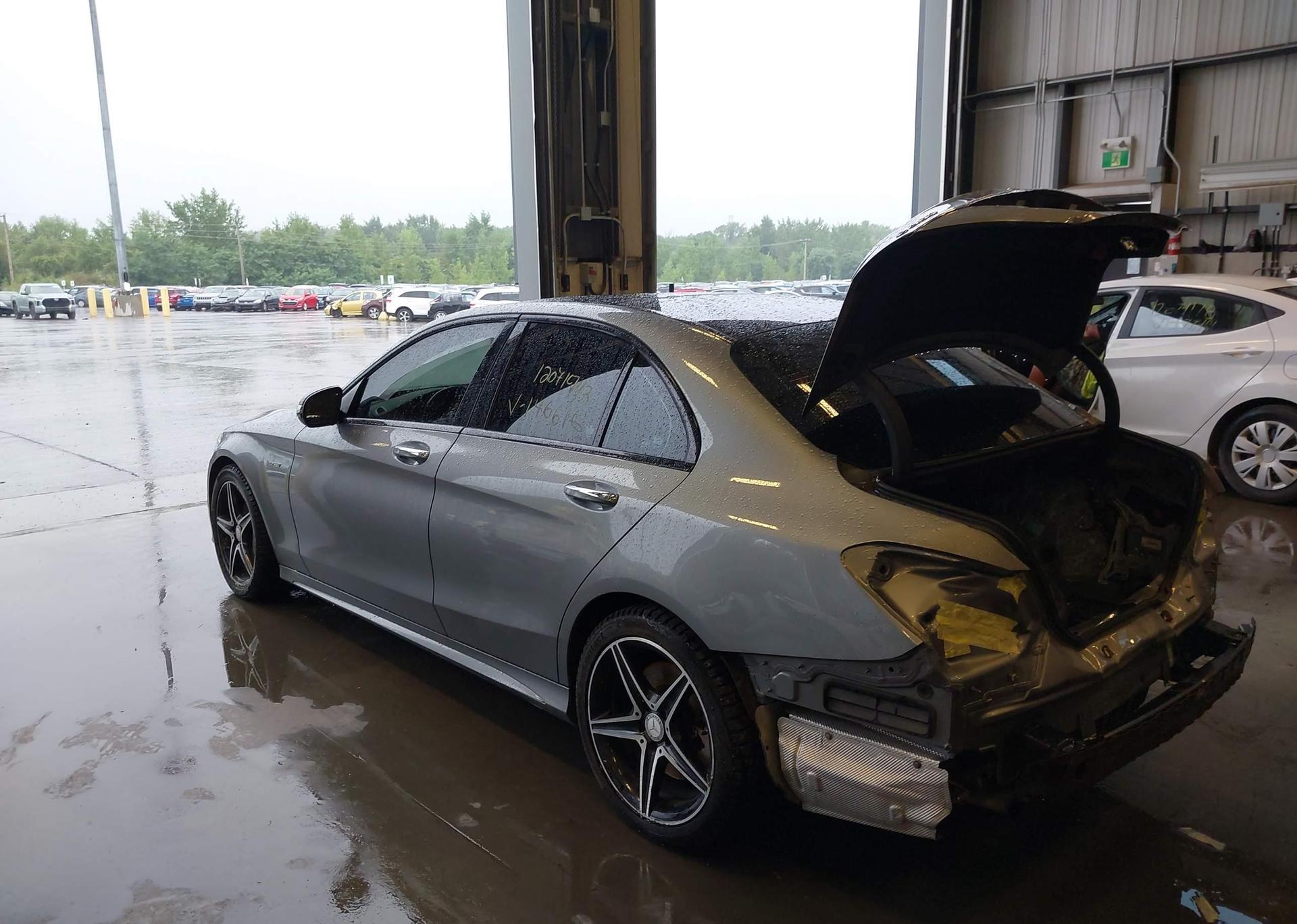2016 MERCEDES-BENZ C-CLASS