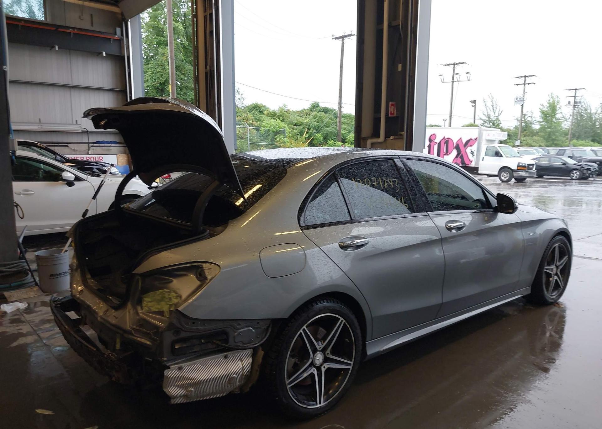 2016 MERCEDES-BENZ C-CLASS