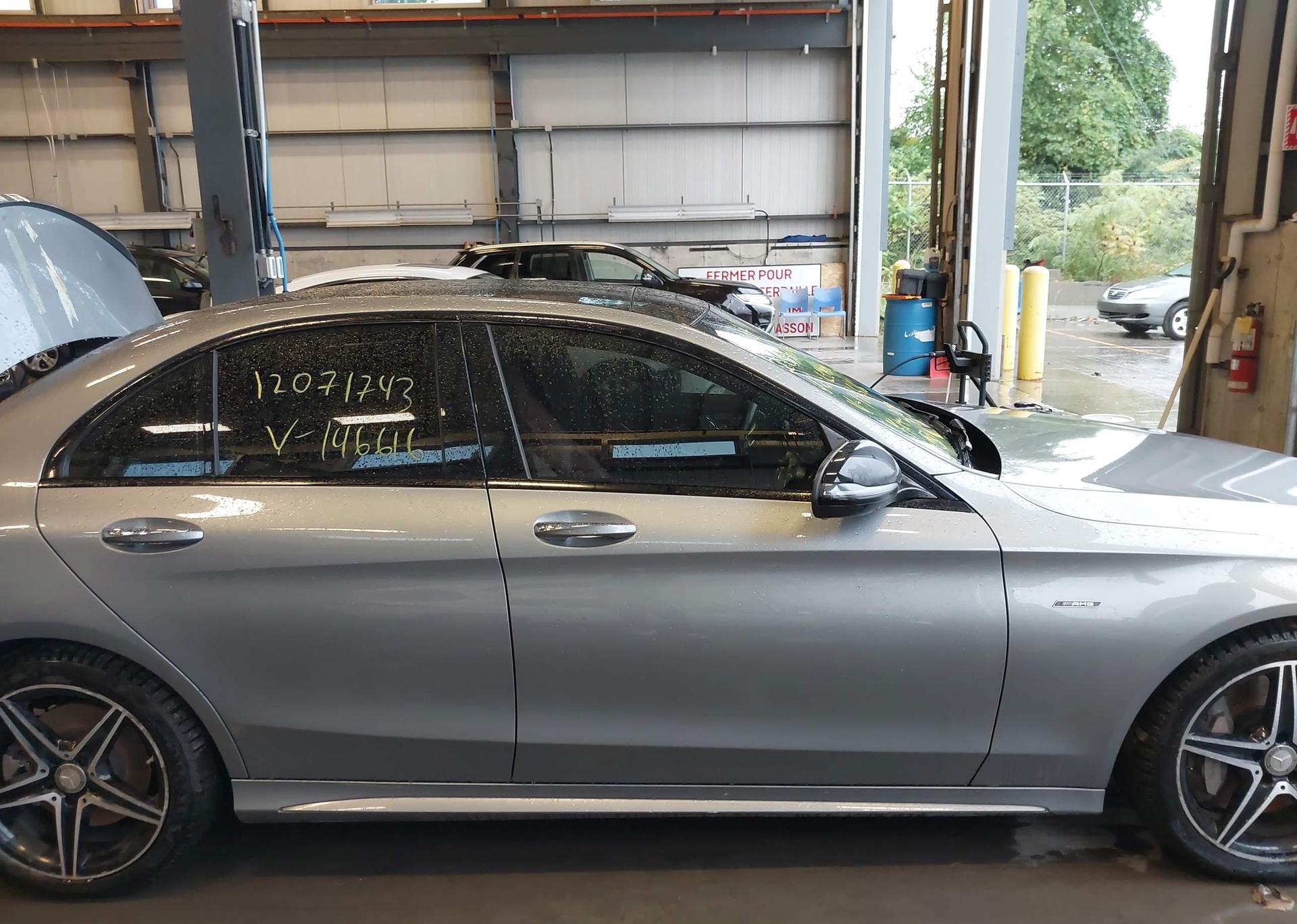 2016 MERCEDES-BENZ C-CLASS