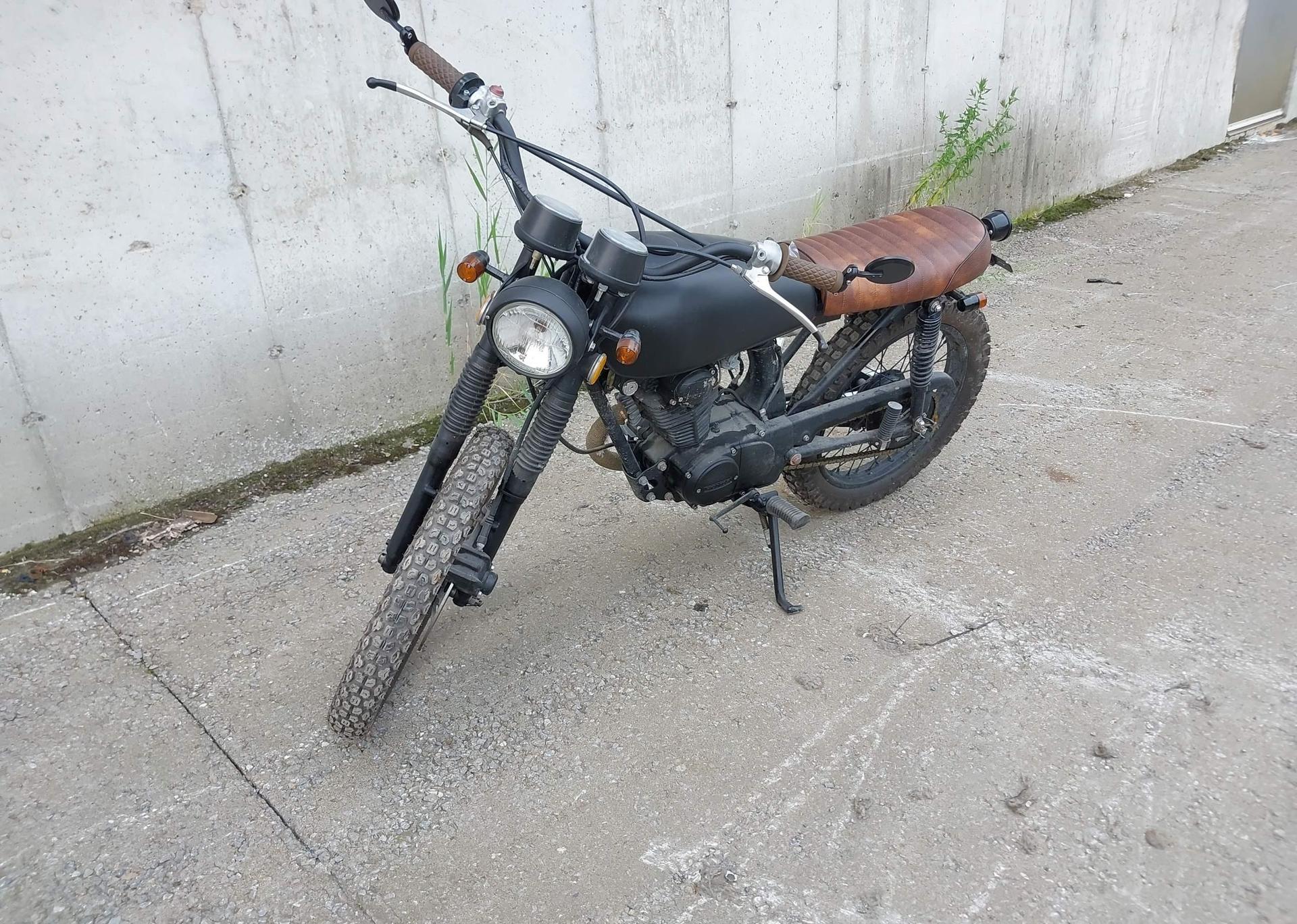 1974 MOTOCYCLE MOTOCYCLE