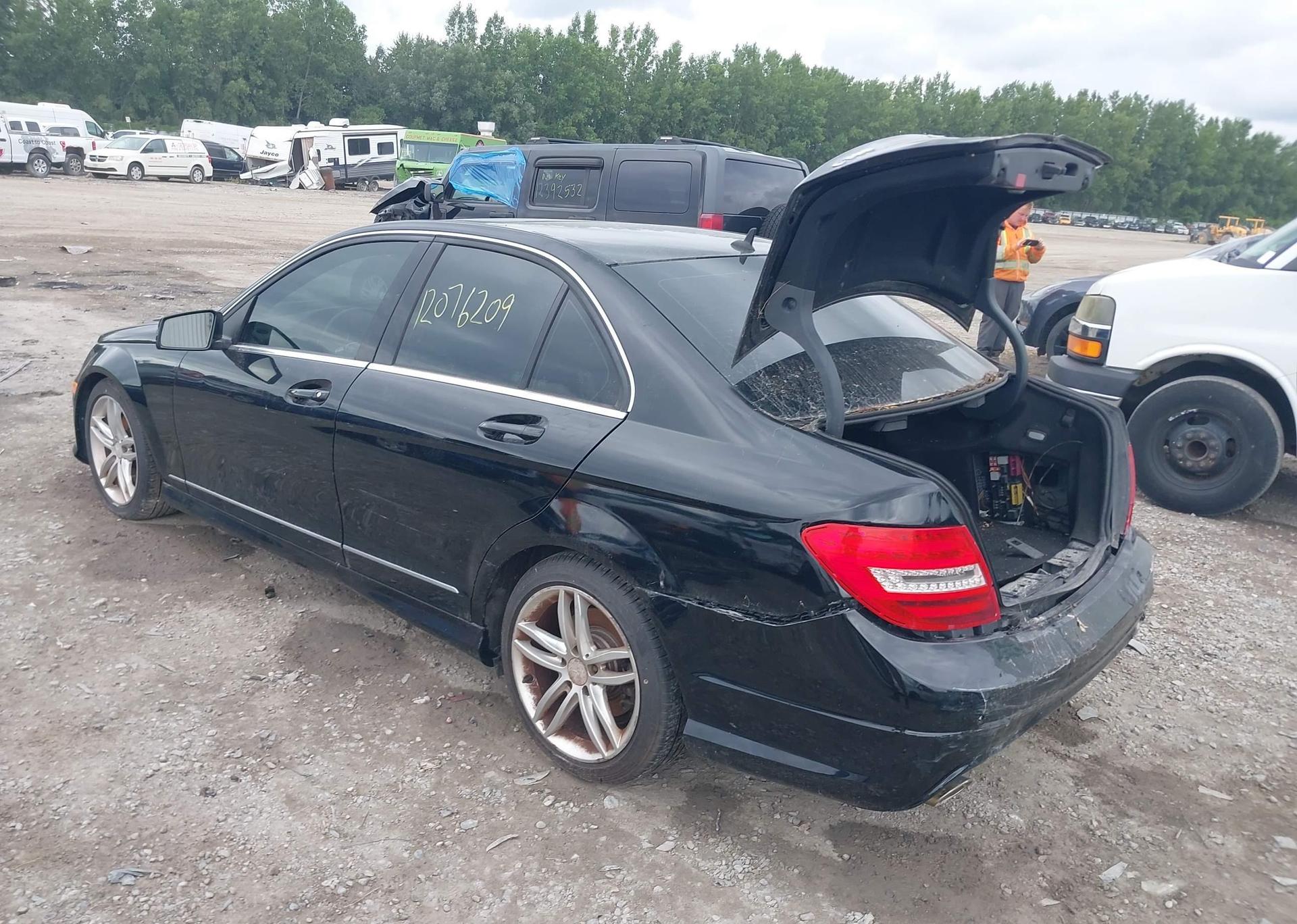 2013 MERCEDES-BENZ C 300 4MATIC