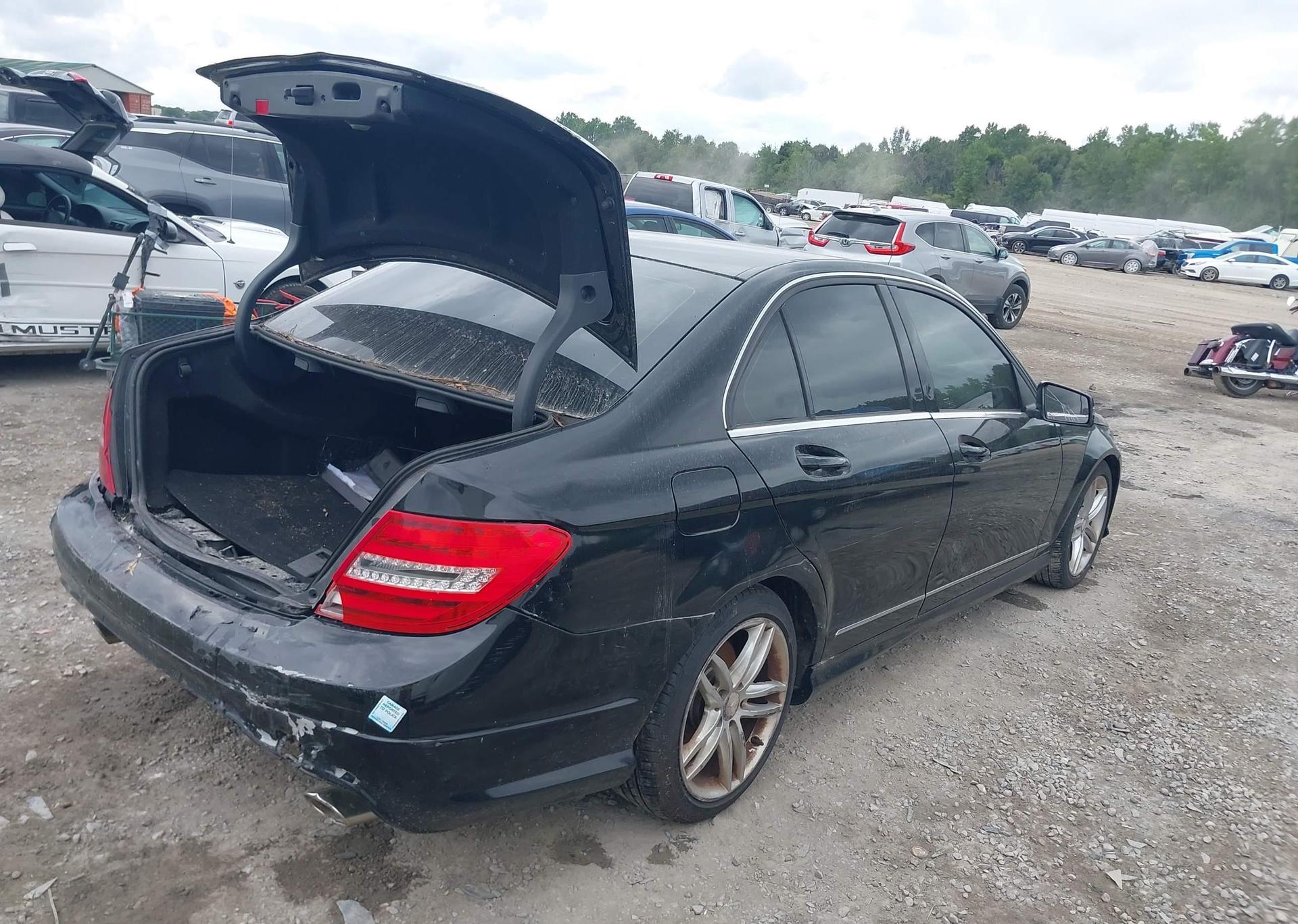 2013 MERCEDES-BENZ C 300 4MATIC