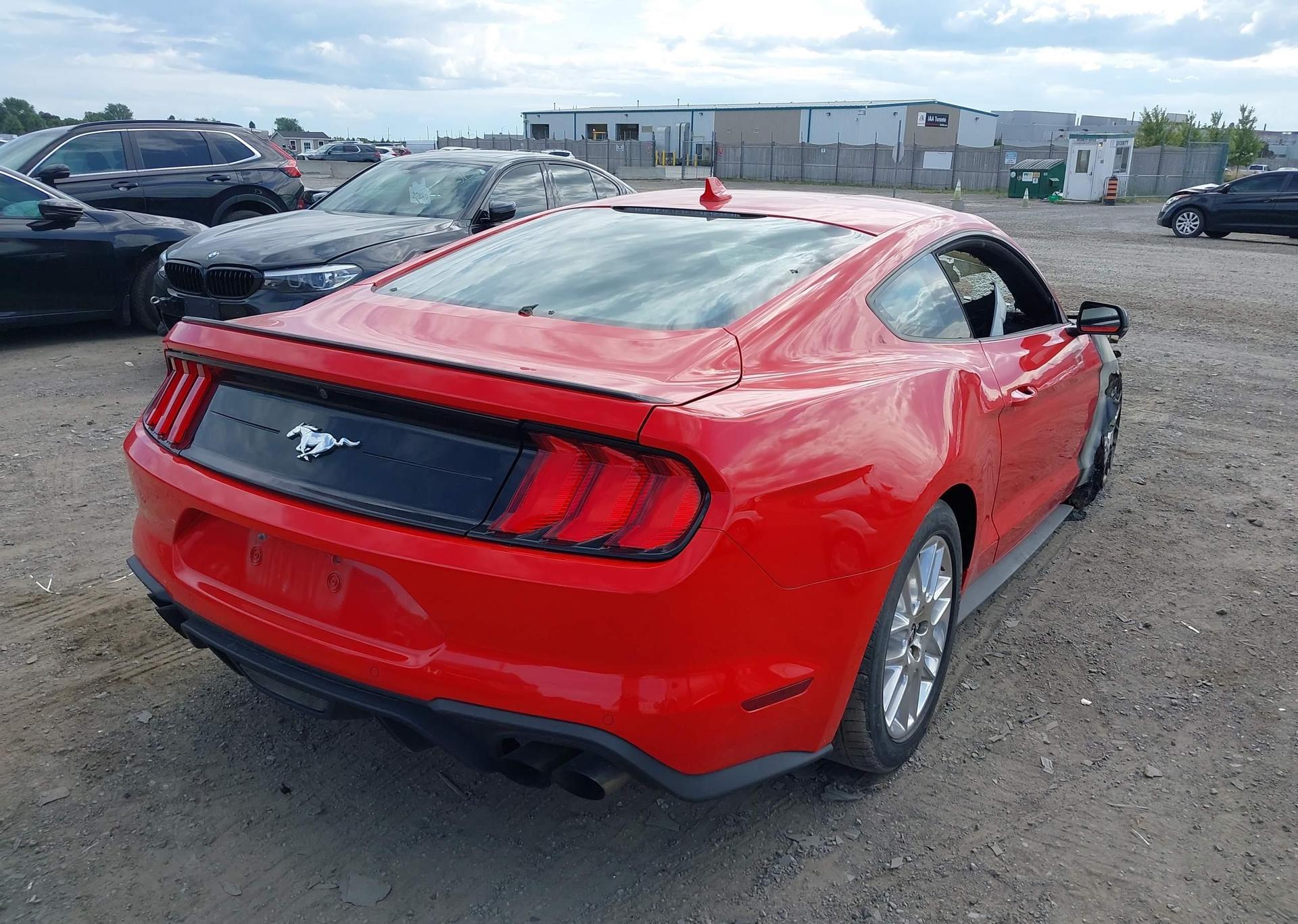 2022 FORD MUSTANG