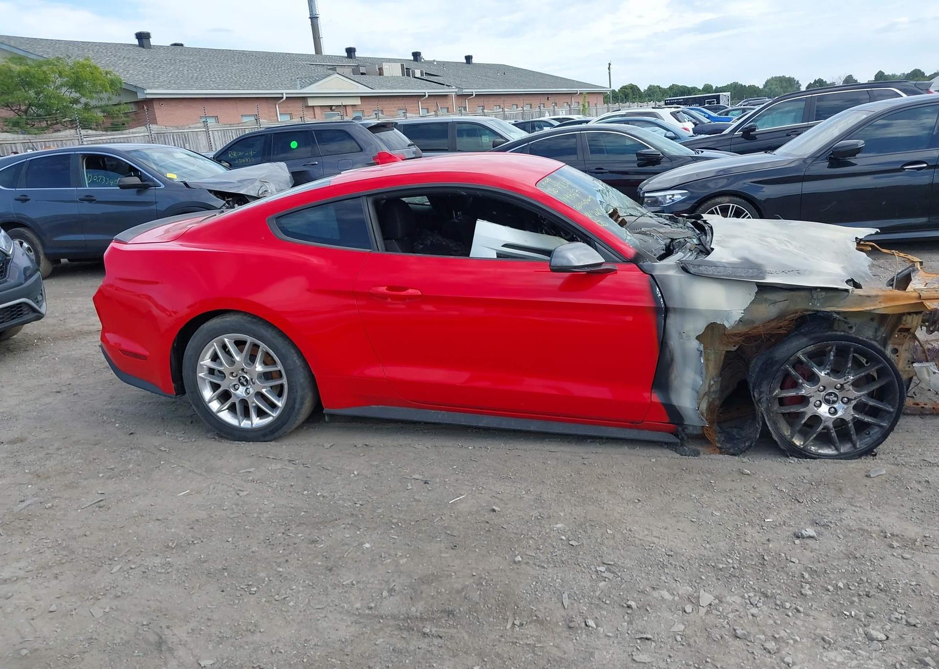 2022 FORD MUSTANG