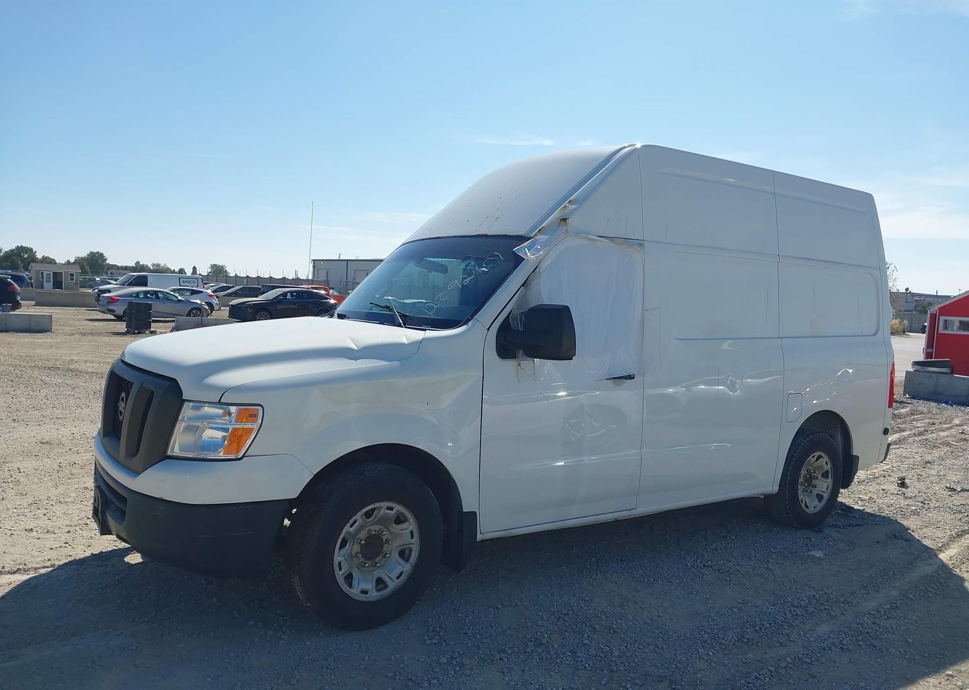 2013 NISSAN NV