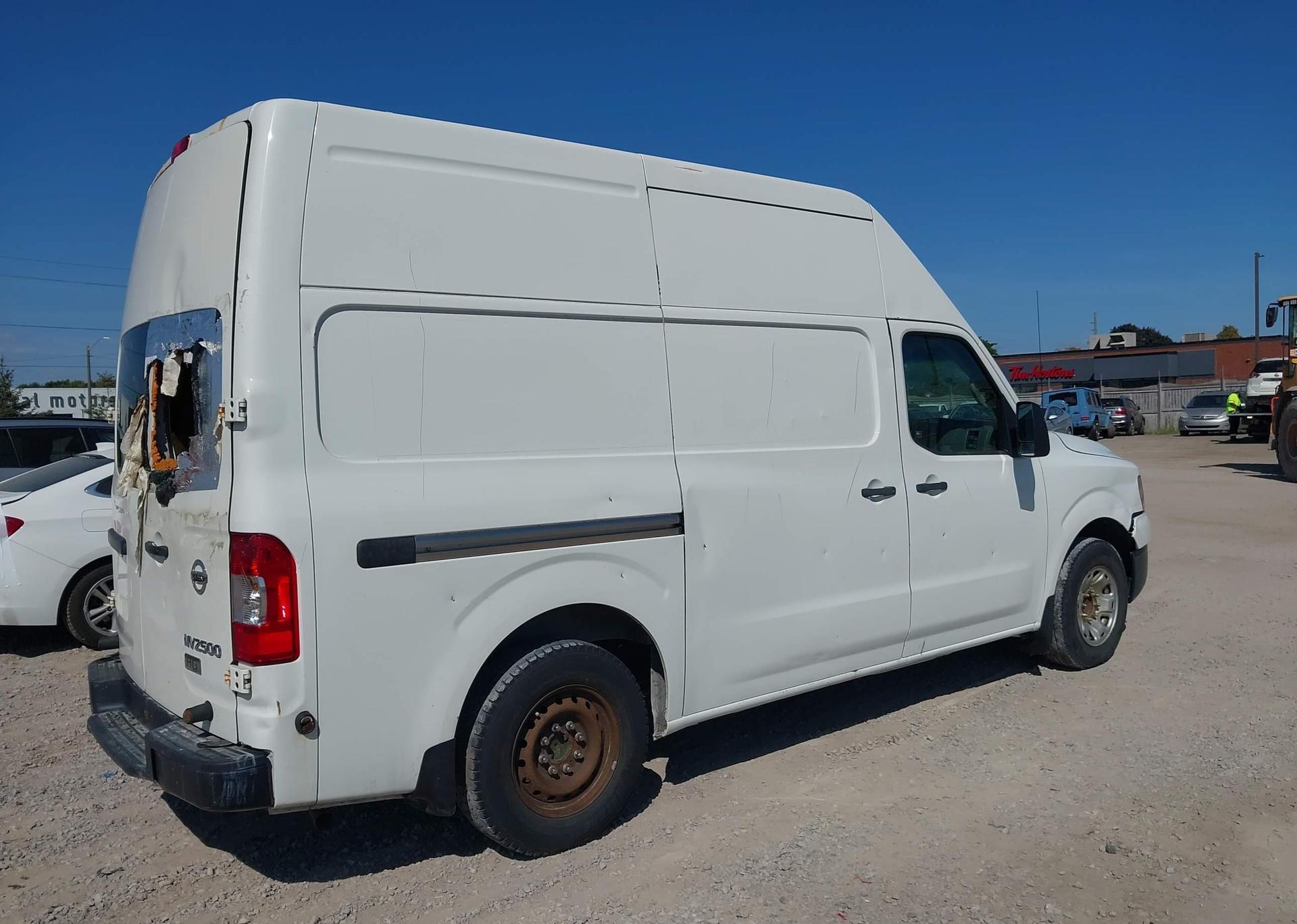 2013 NISSAN NV