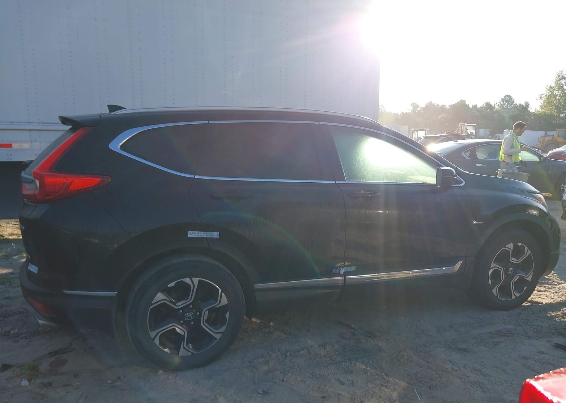 2017 HONDA CR-V