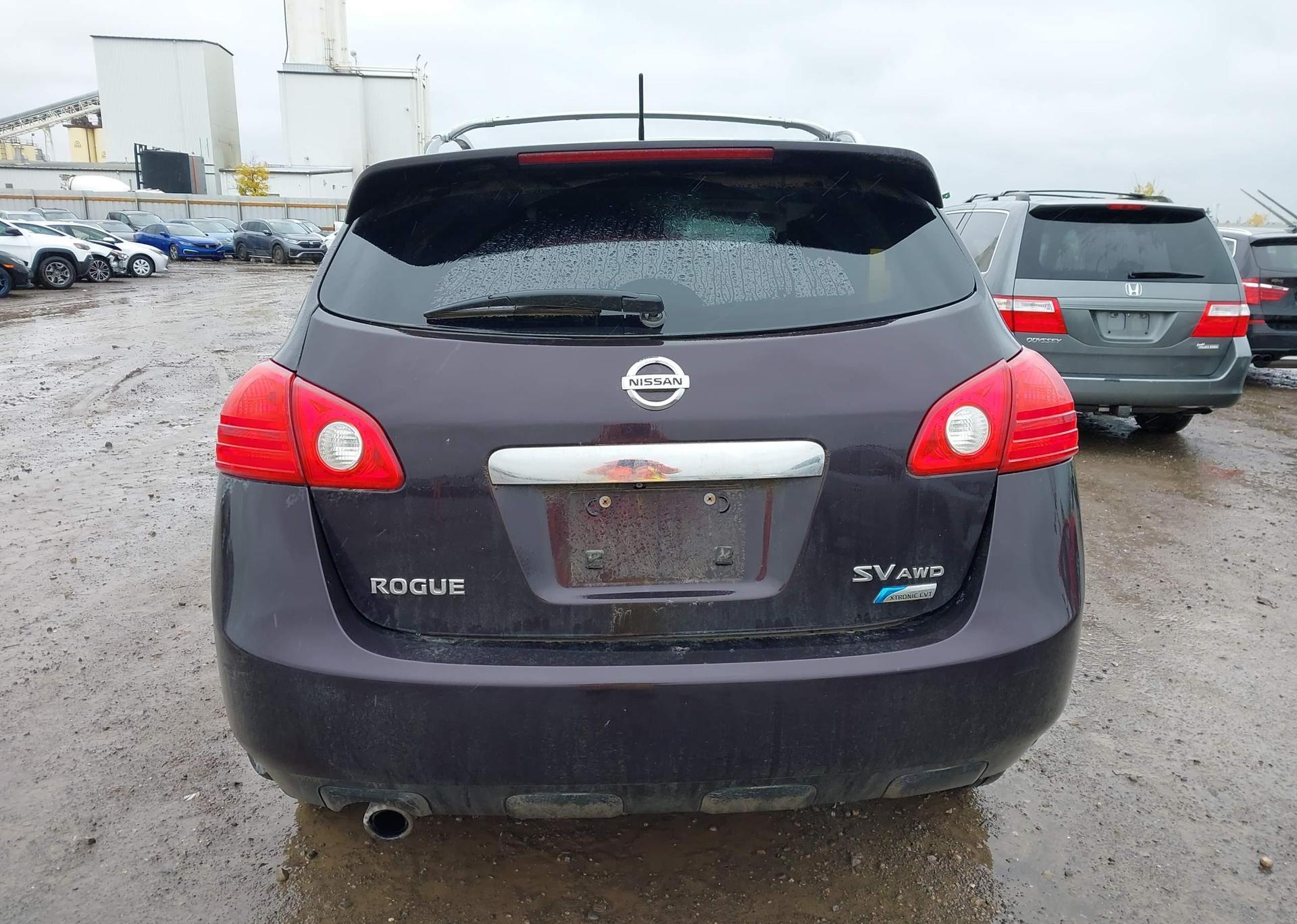 2012 NISSAN ROGUE S