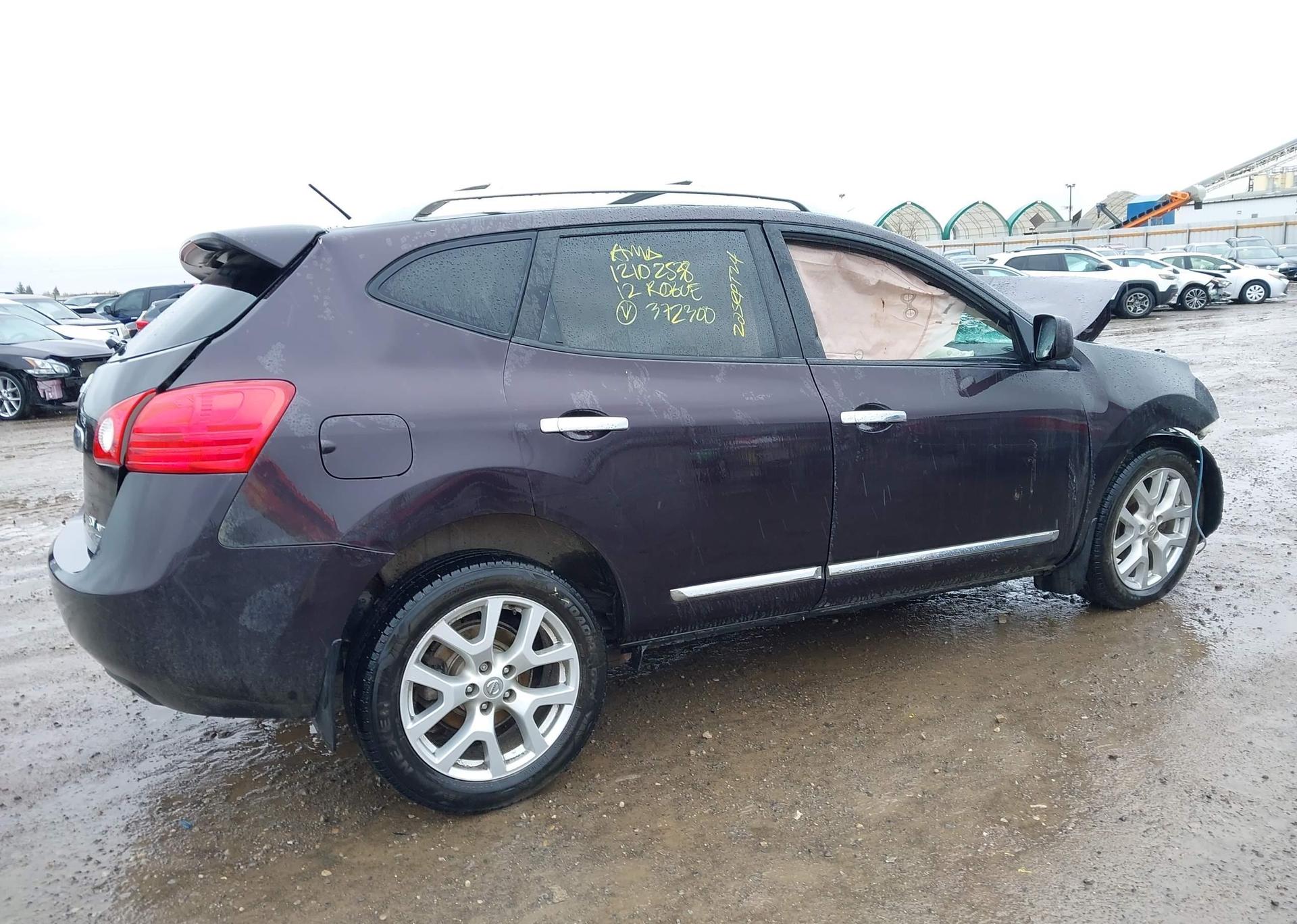 2012 NISSAN ROGUE S