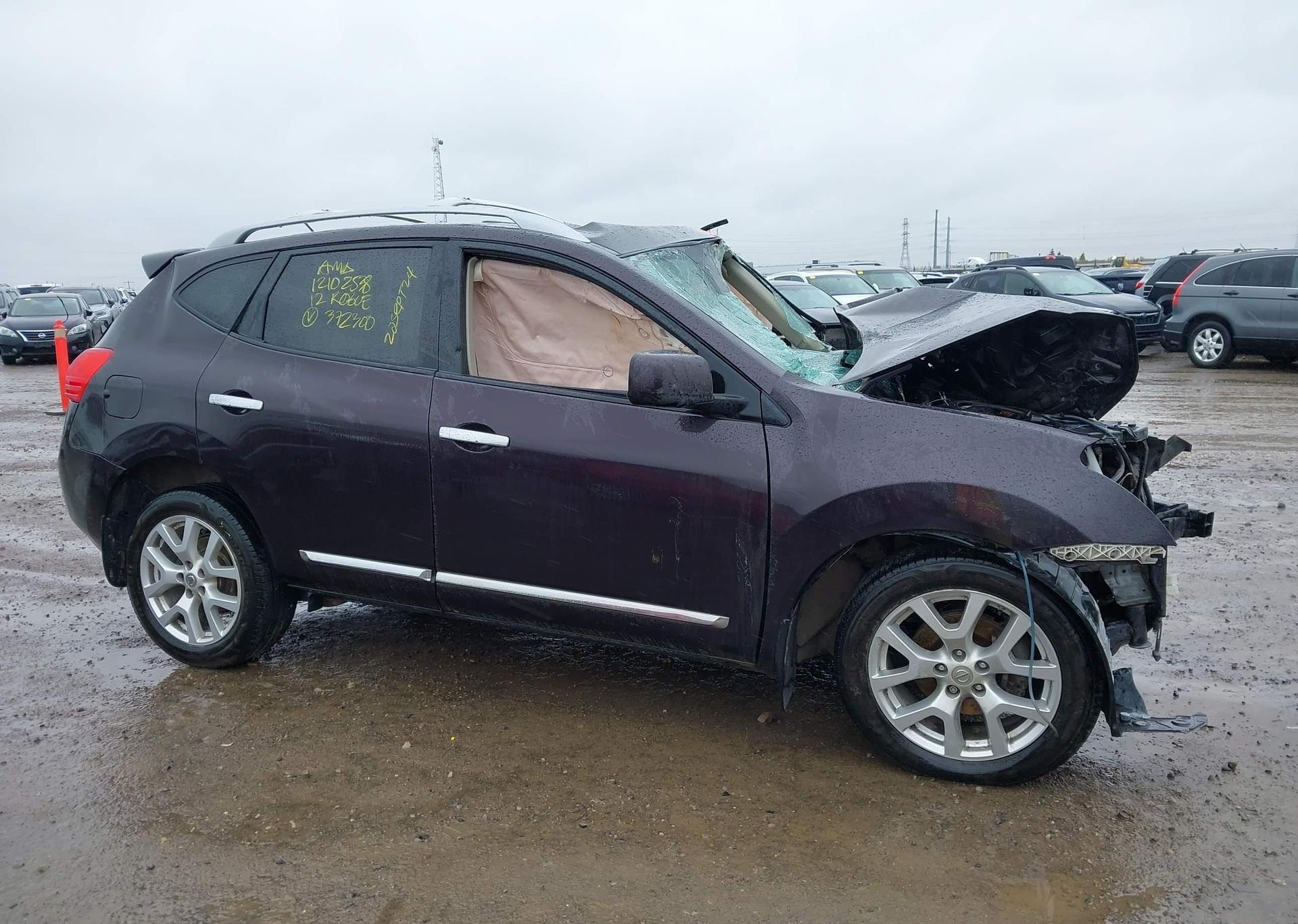 2012 NISSAN ROGUE S