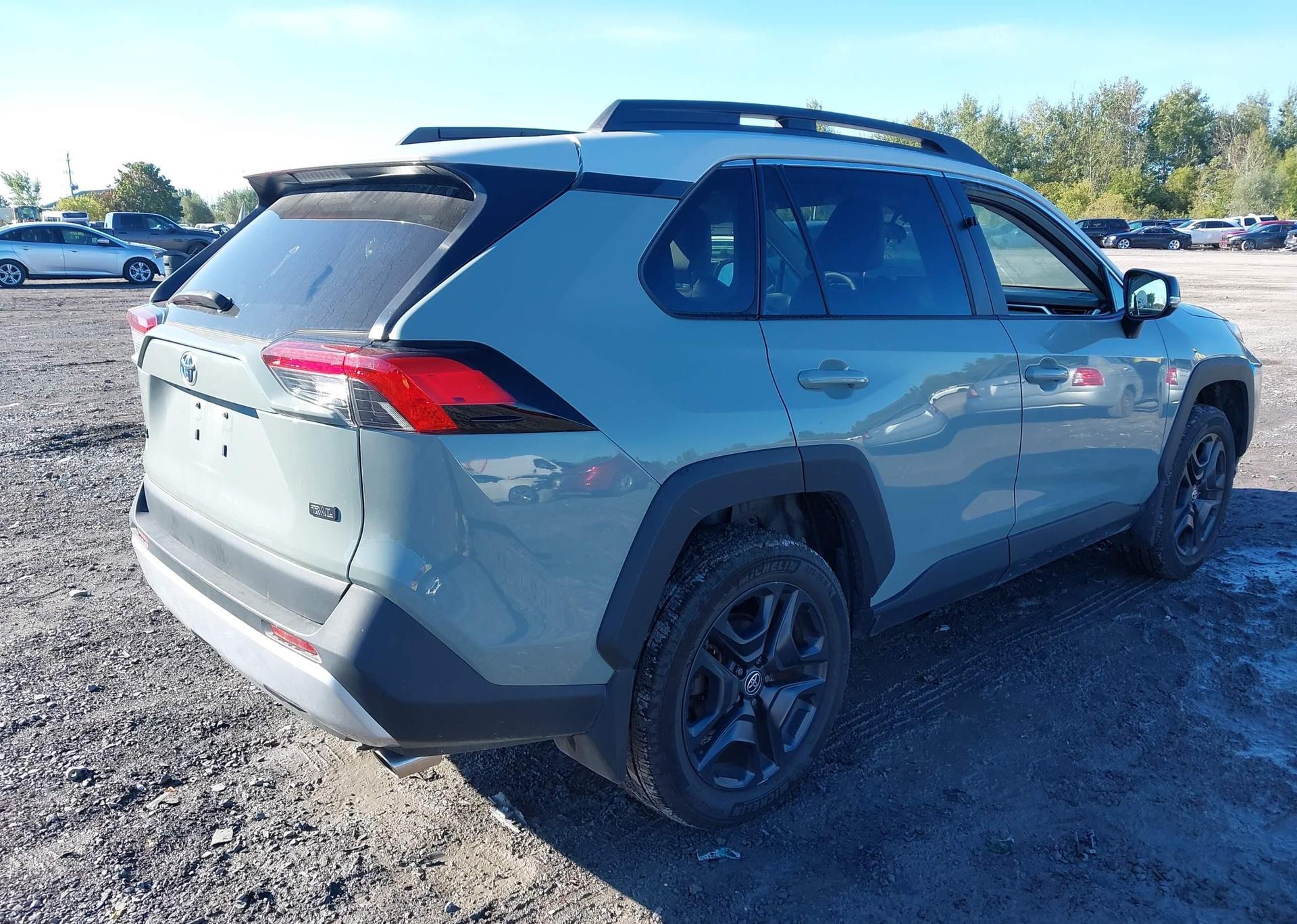 2022 TOYOTA RAV4 ADVENTURE