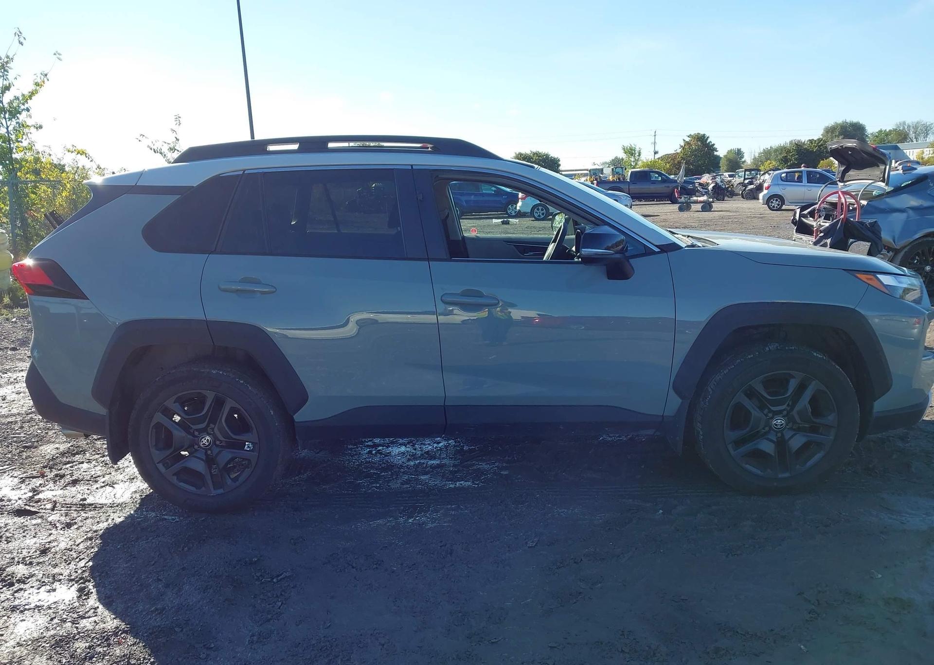 2022 TOYOTA RAV4 ADVENTURE