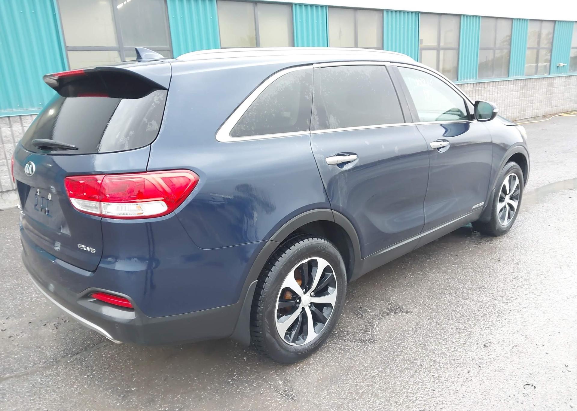 2017 KIA SORENTO EX