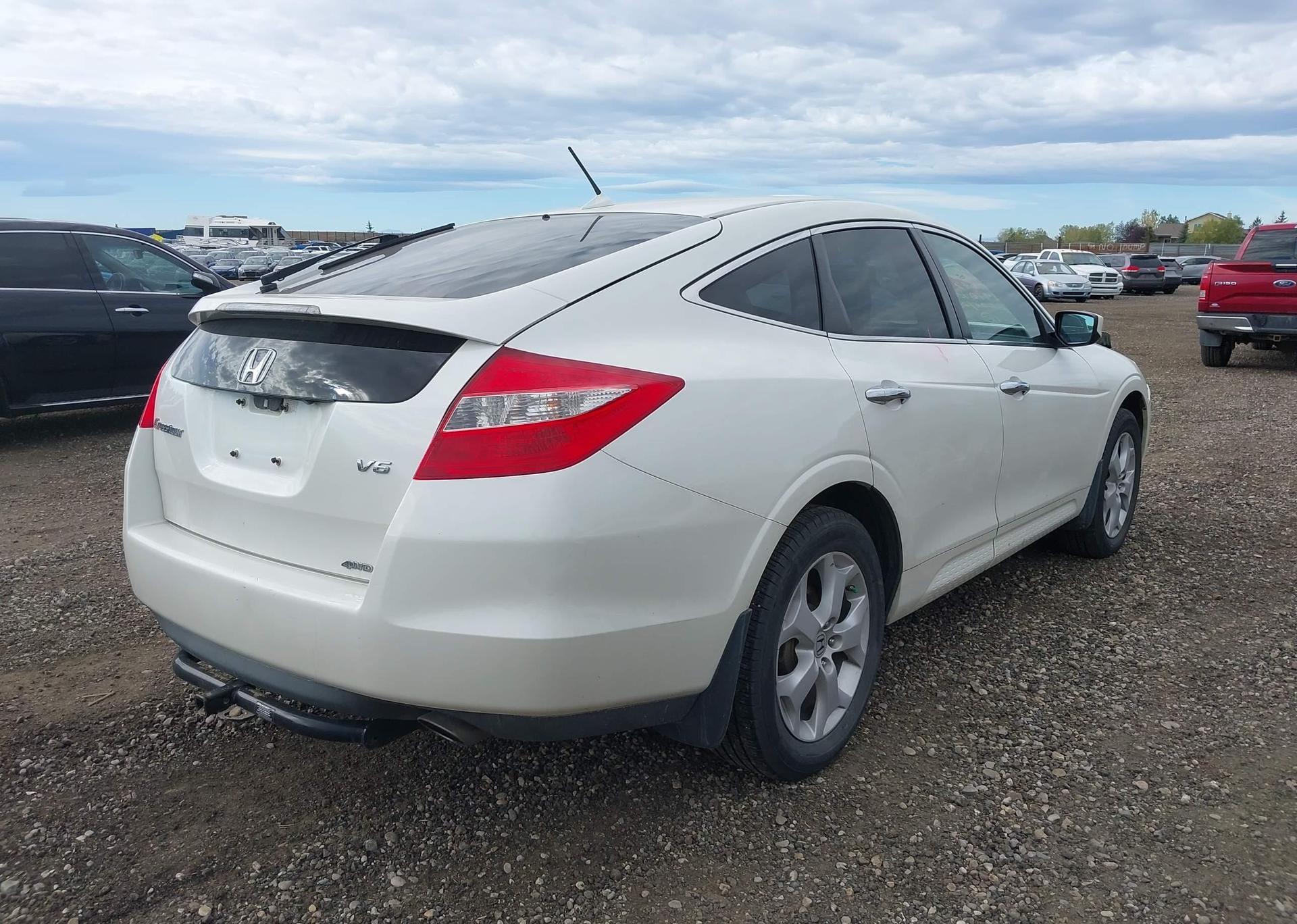 2012 HONDA CROSSTOUR