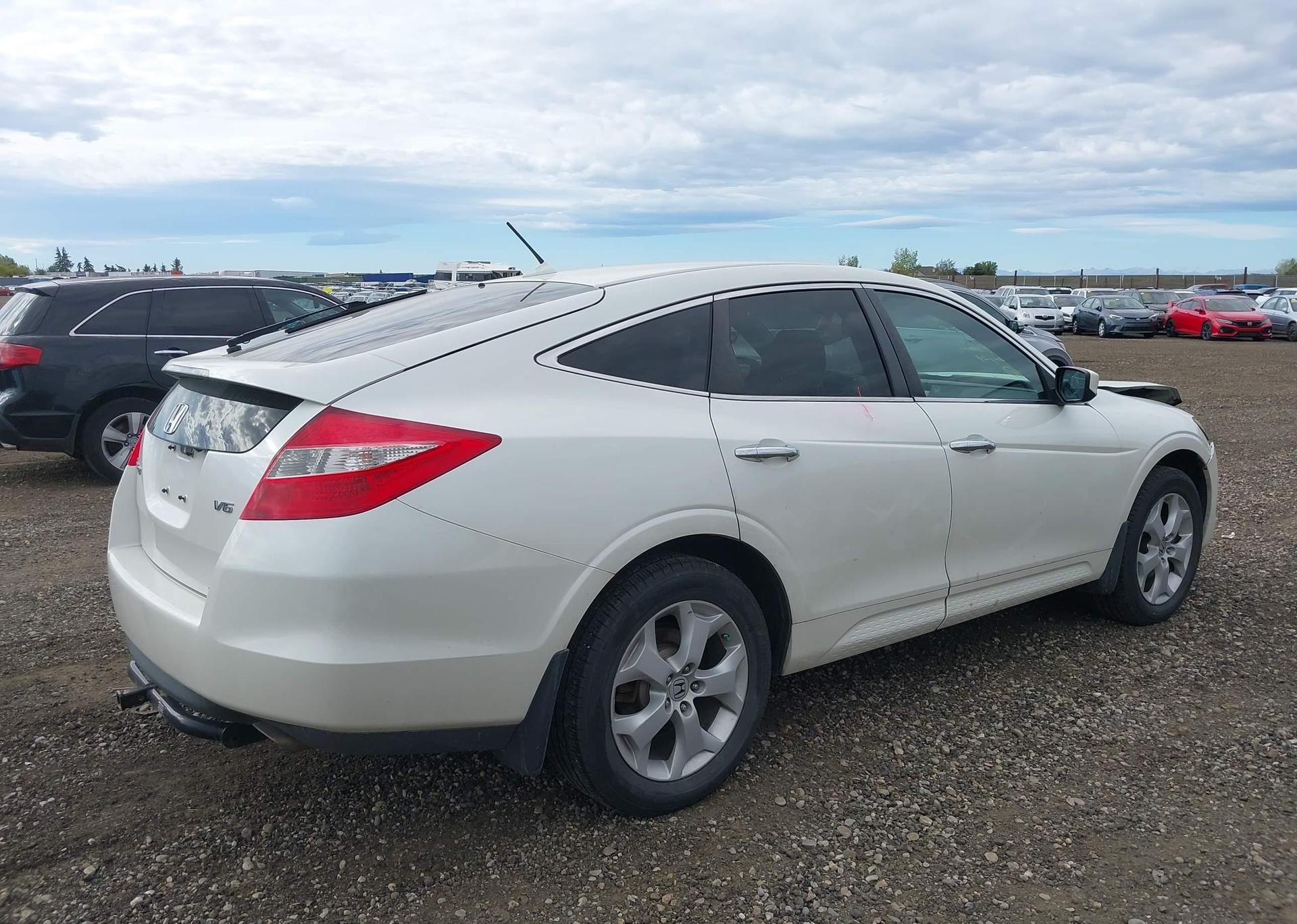2012 HONDA CROSSTOUR