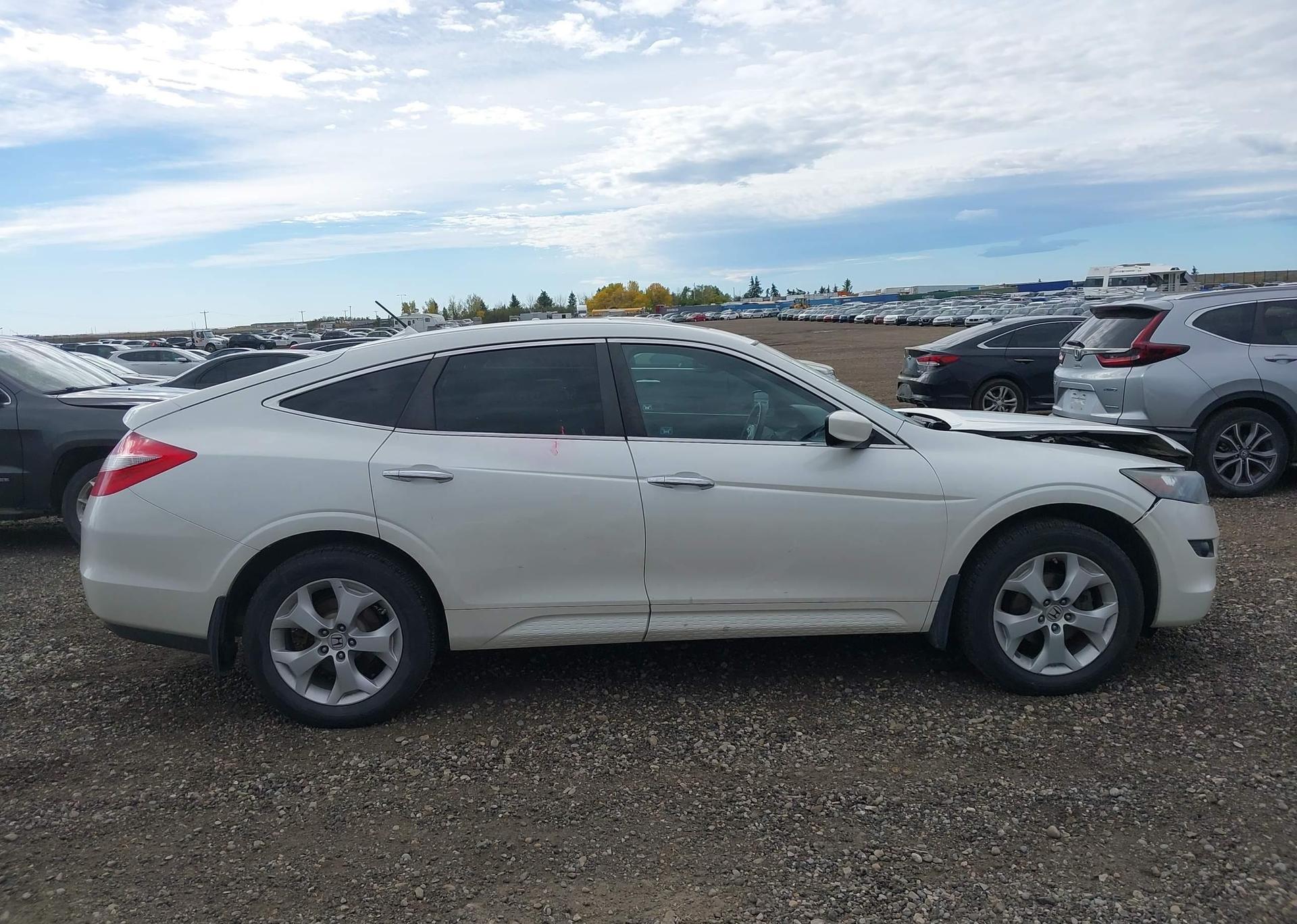 2012 HONDA CROSSTOUR