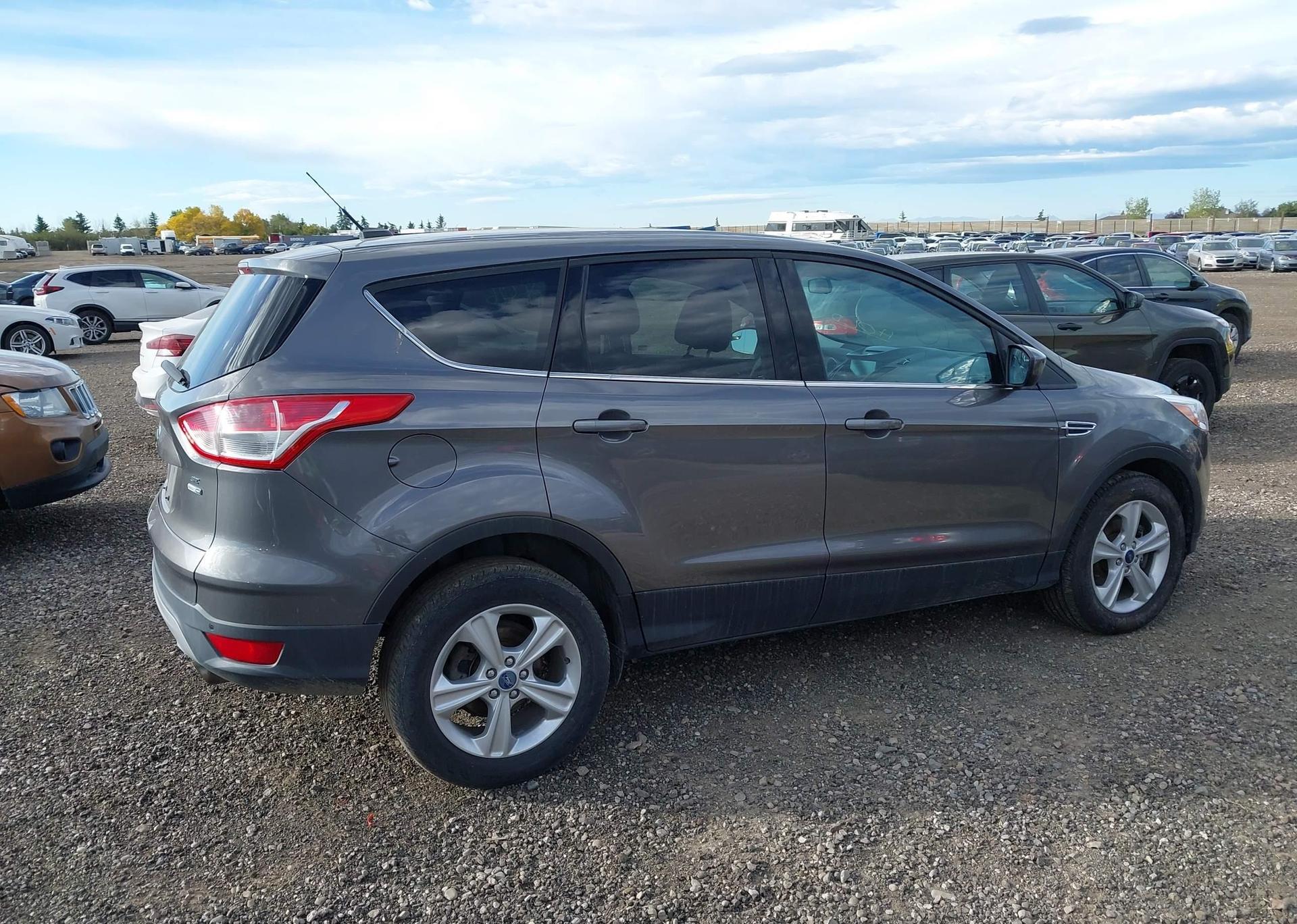2014 FORD ESCAPE SE
