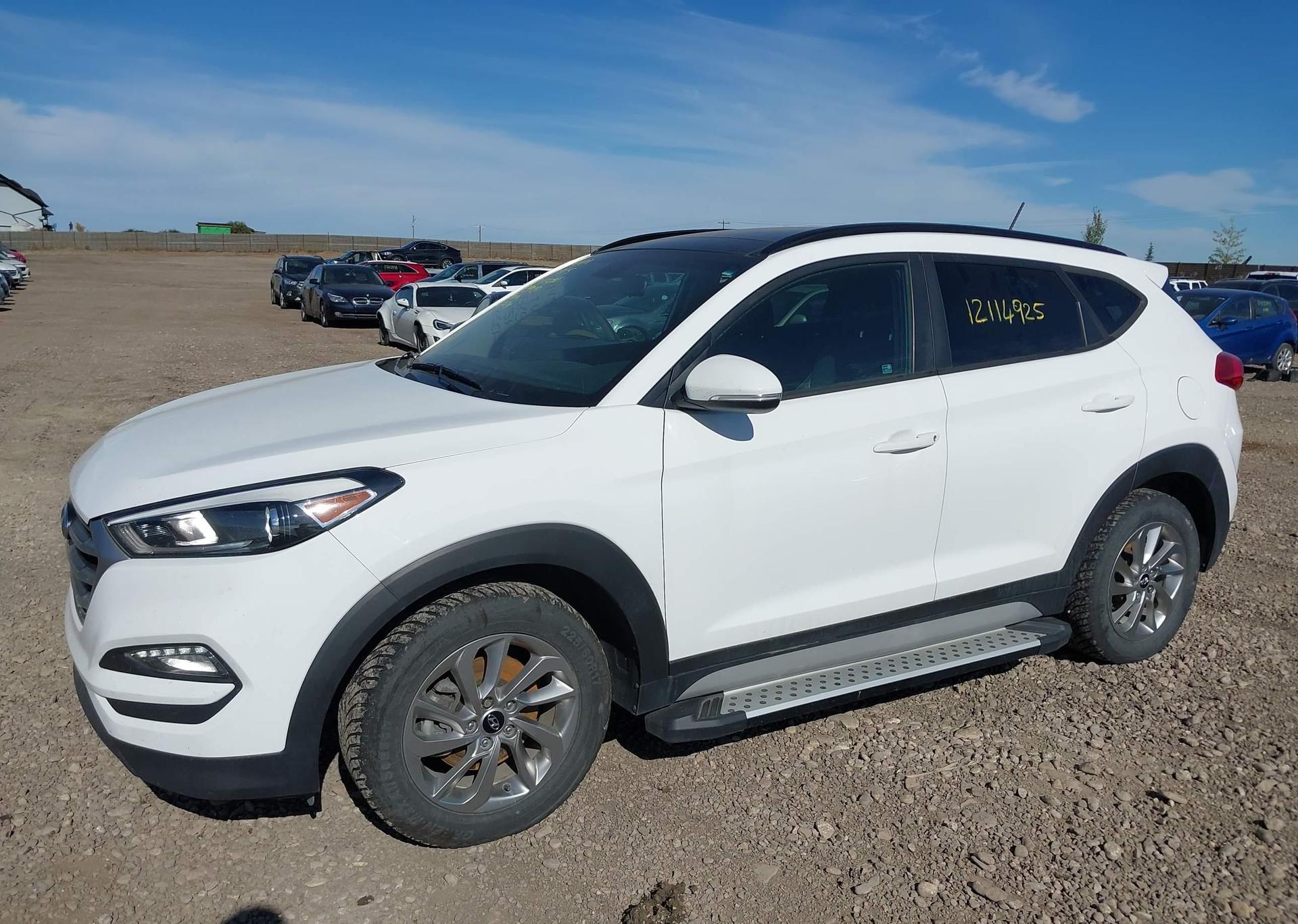 2017 HYUNDAI TUCSON SE
