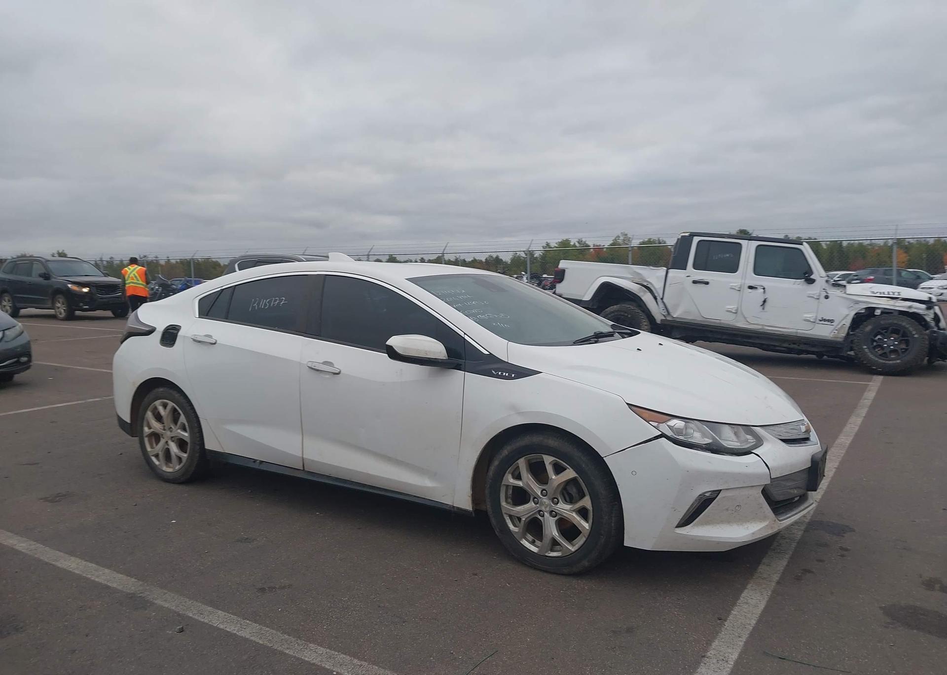 2016 CHEVROLET VOLT