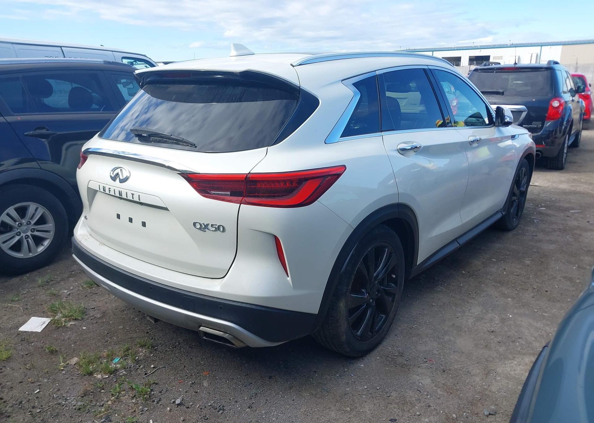 2019 INFINITI QX50 ESSENTIAL