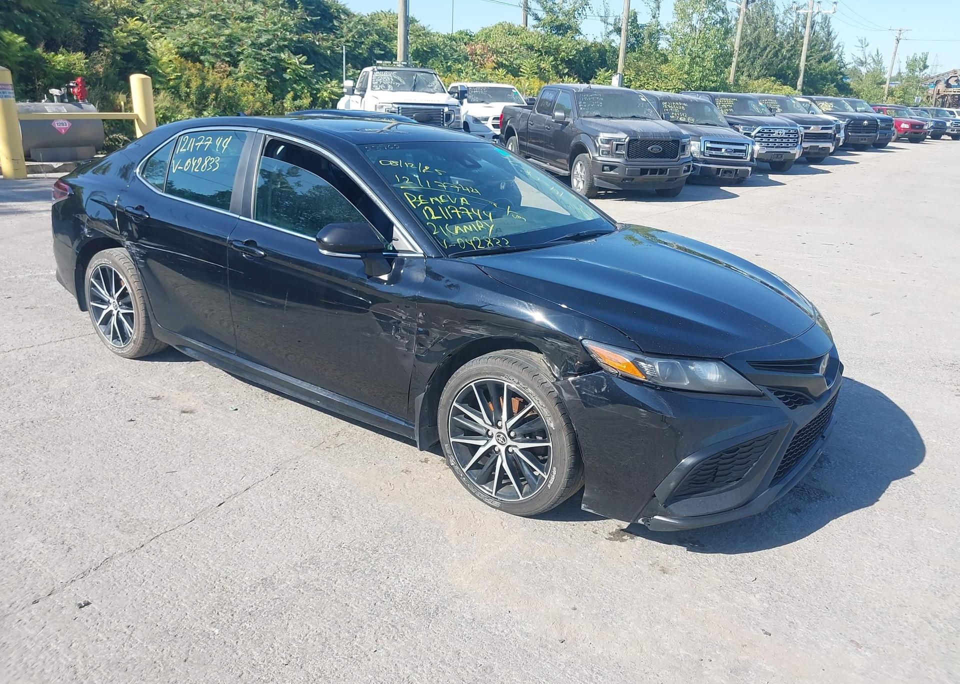 2021 TOYOTA CAMRY SE
