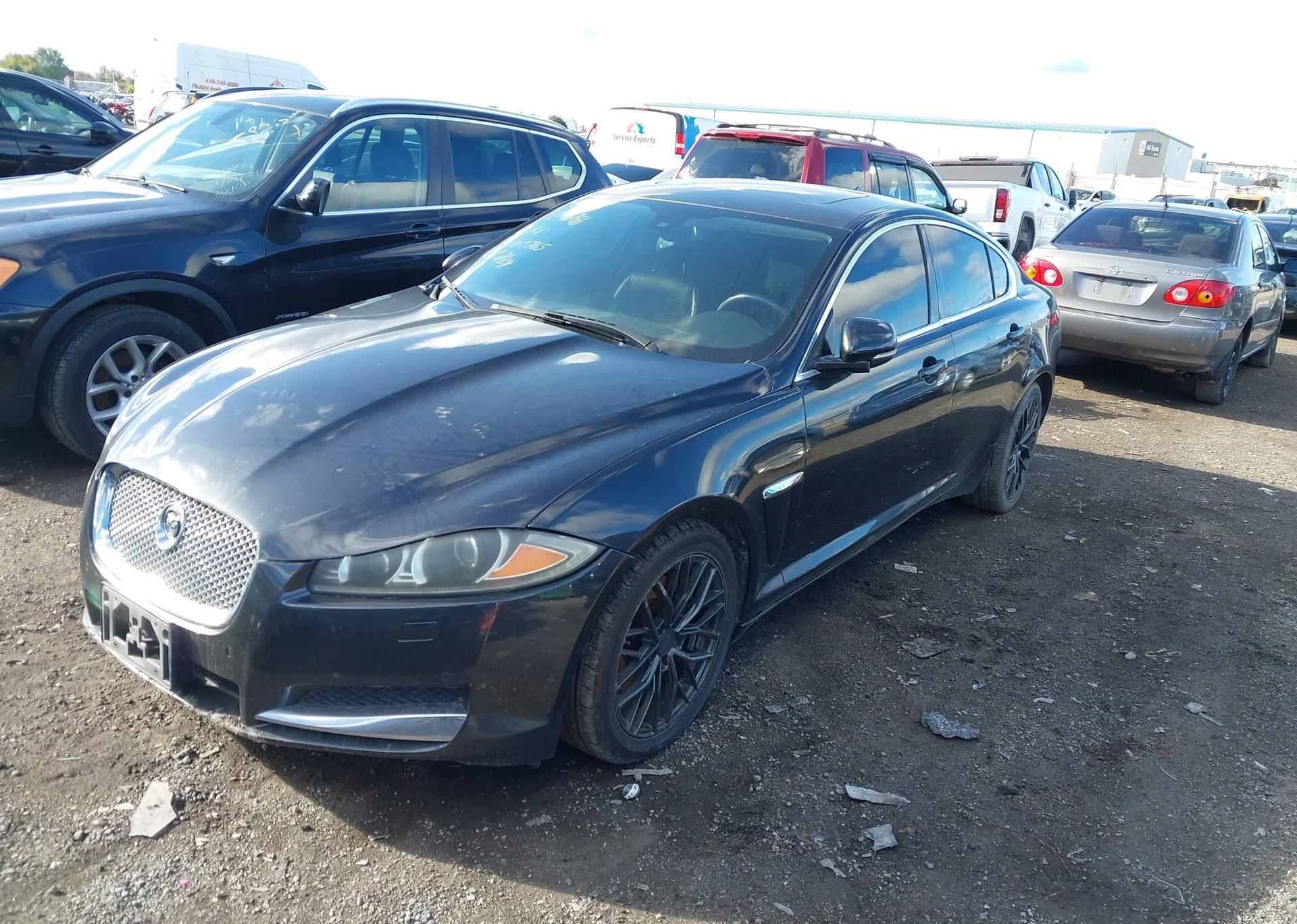 2014 JAGUAR XF