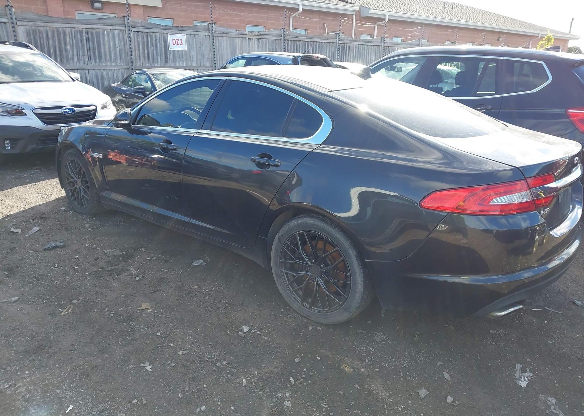 2014 JAGUAR XF