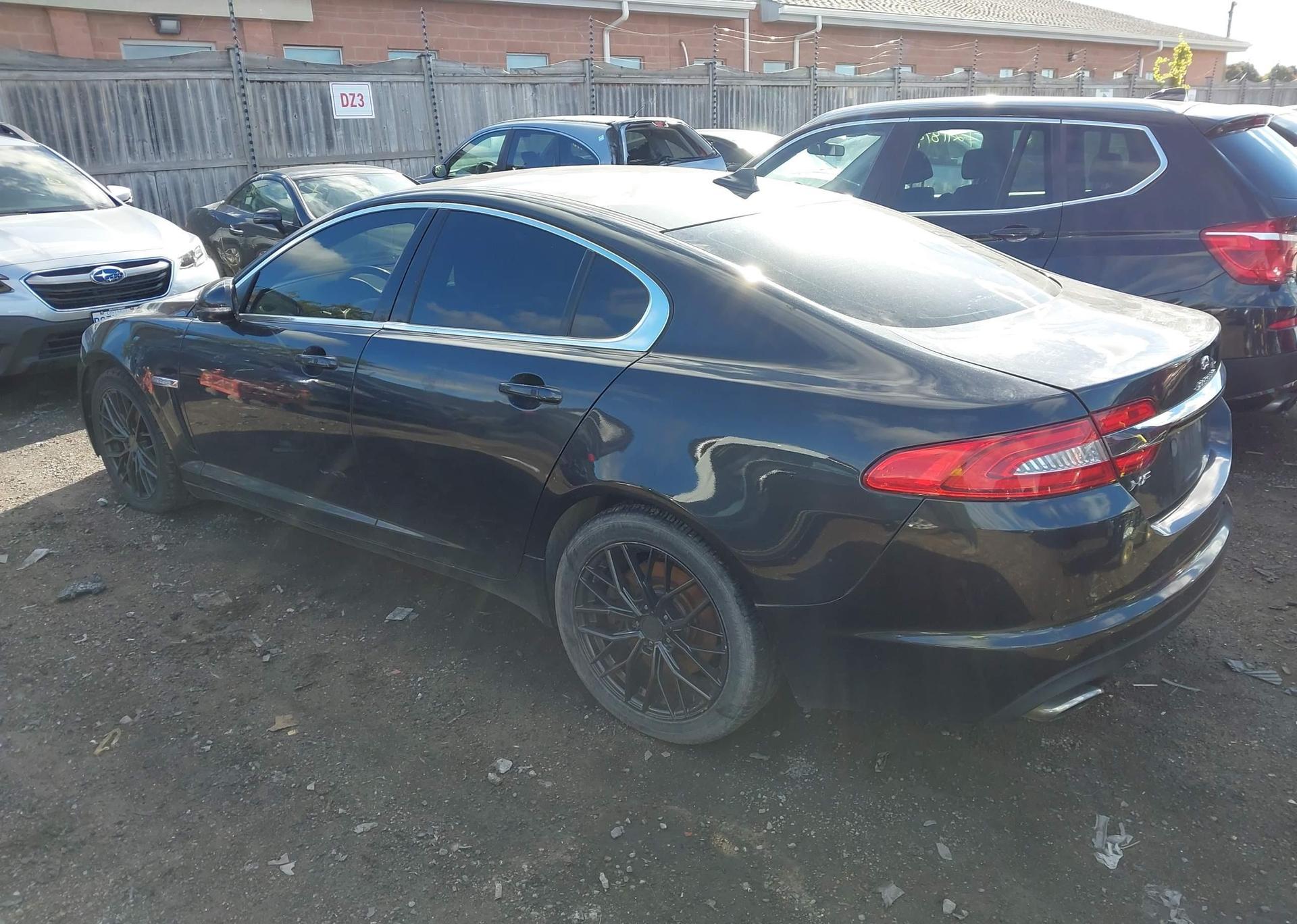 2014 JAGUAR XF