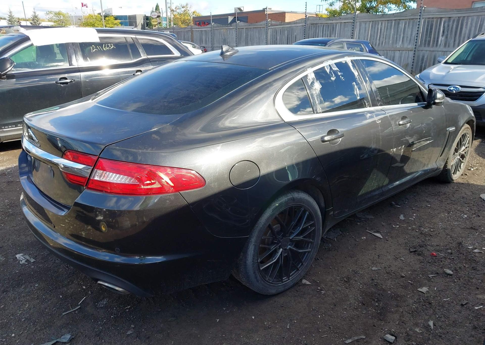 2014 JAGUAR XF