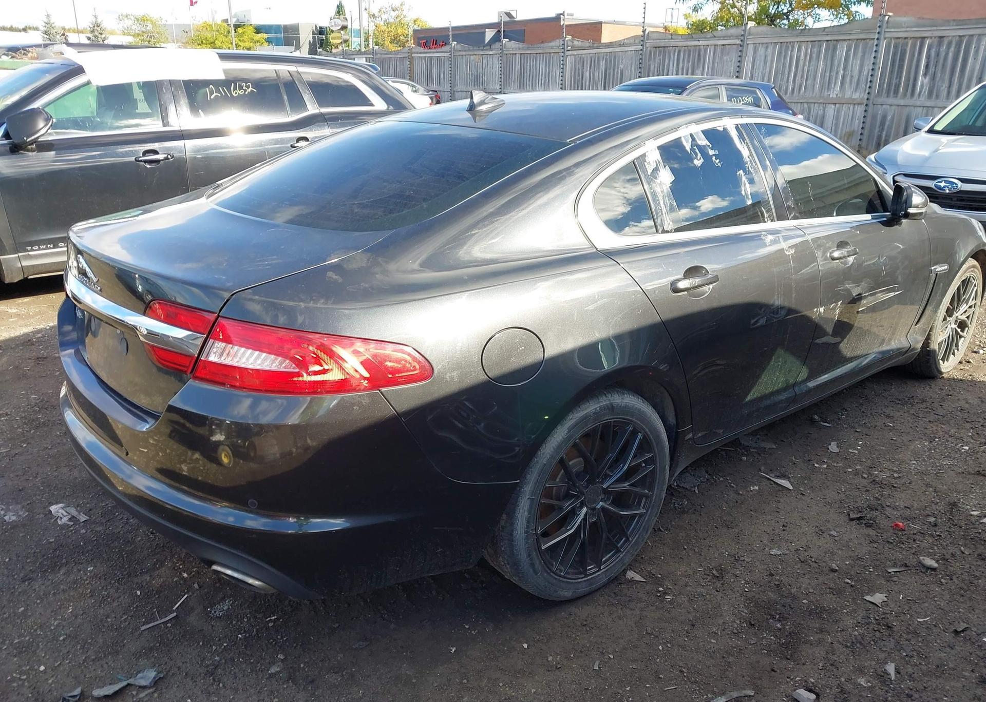2014 JAGUAR XF
