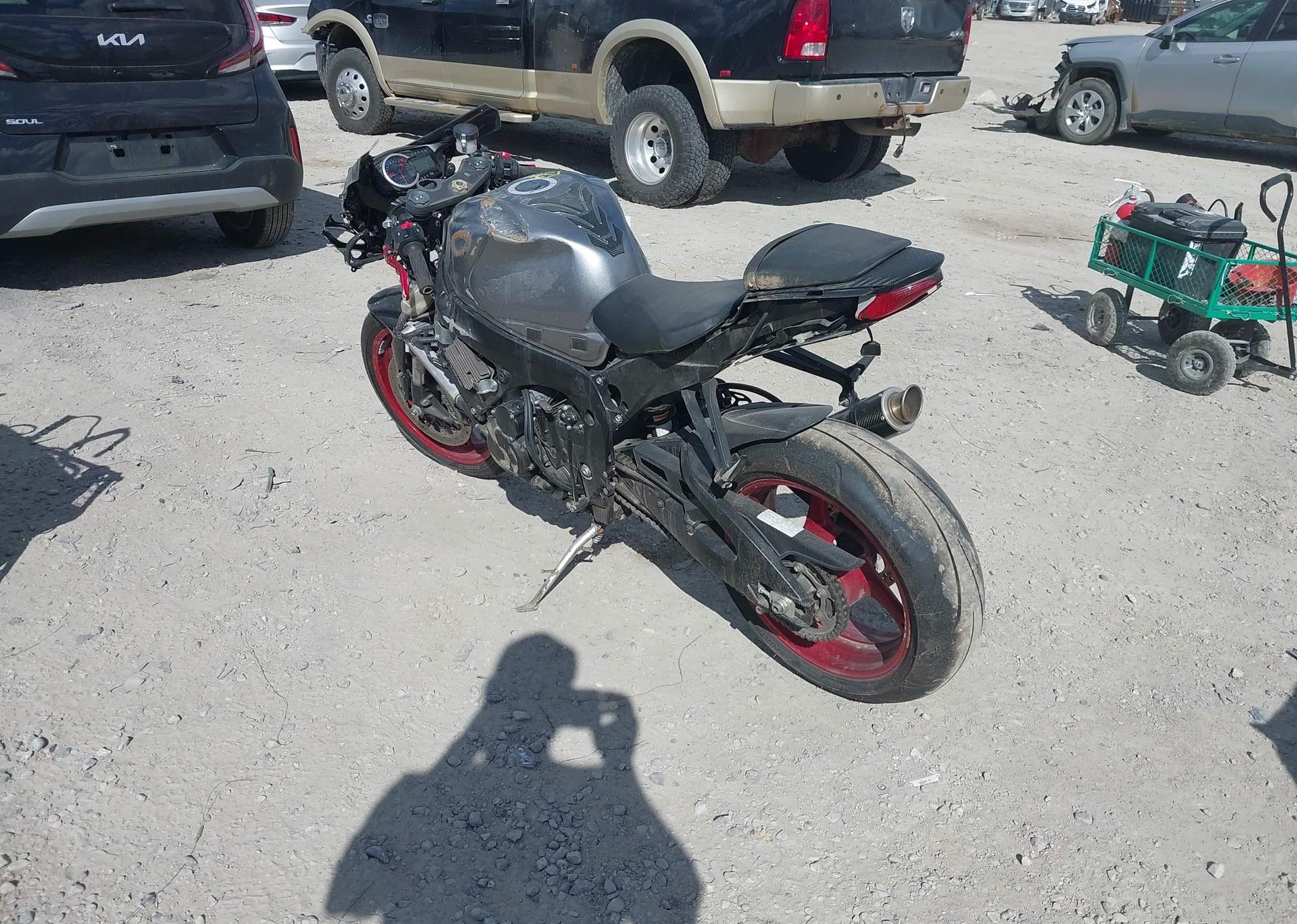2018 SUZUKI GSX-R600