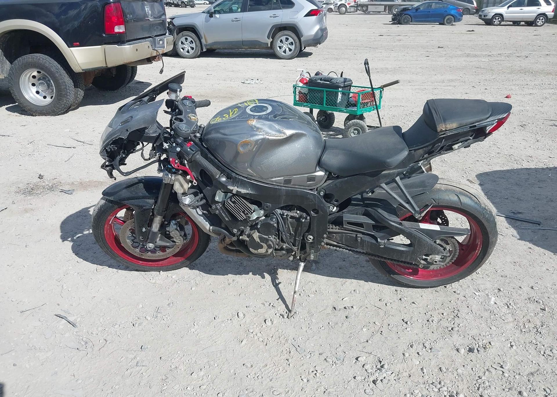 2018 SUZUKI GSX-R600
