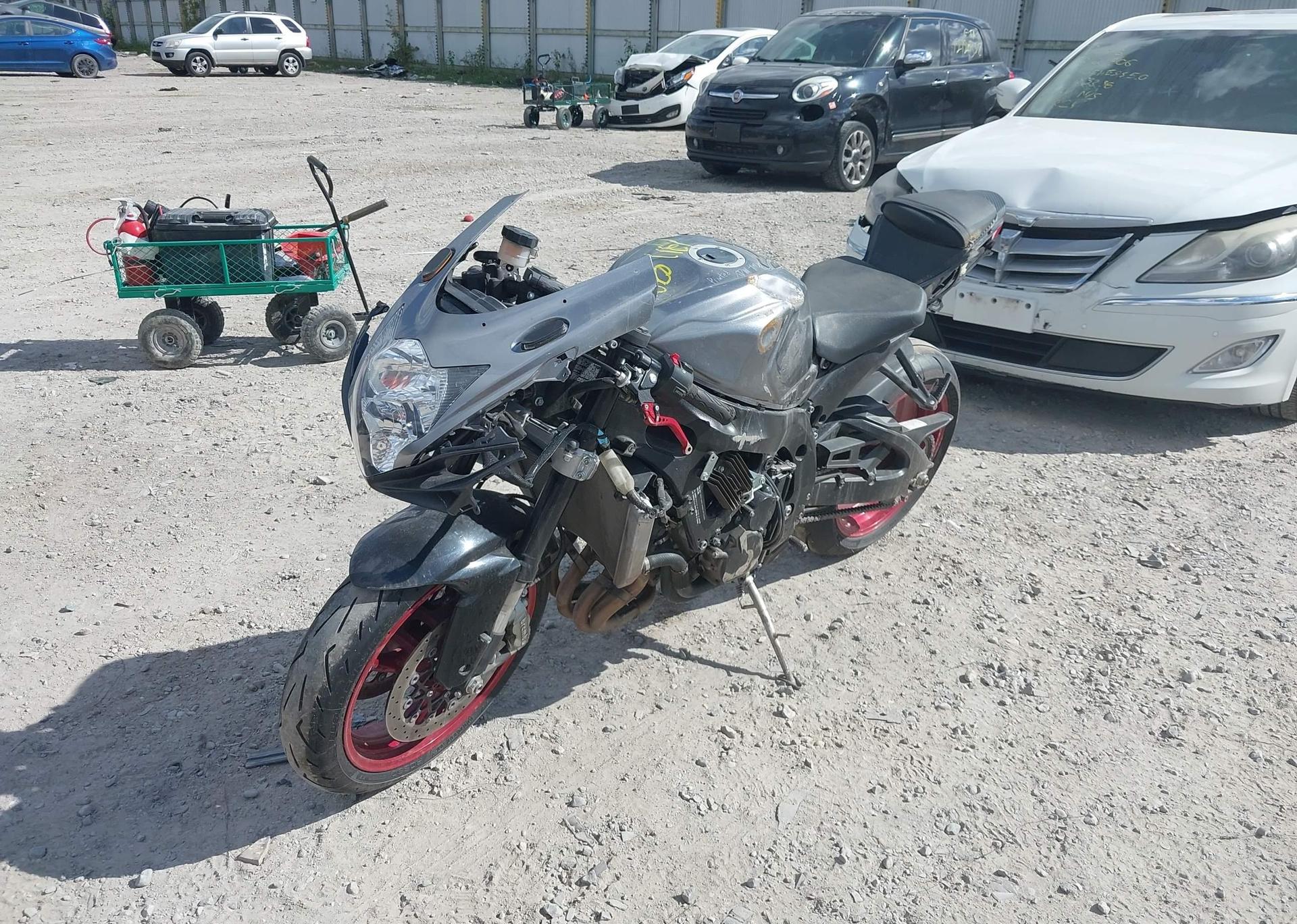 2018 SUZUKI GSX-R600