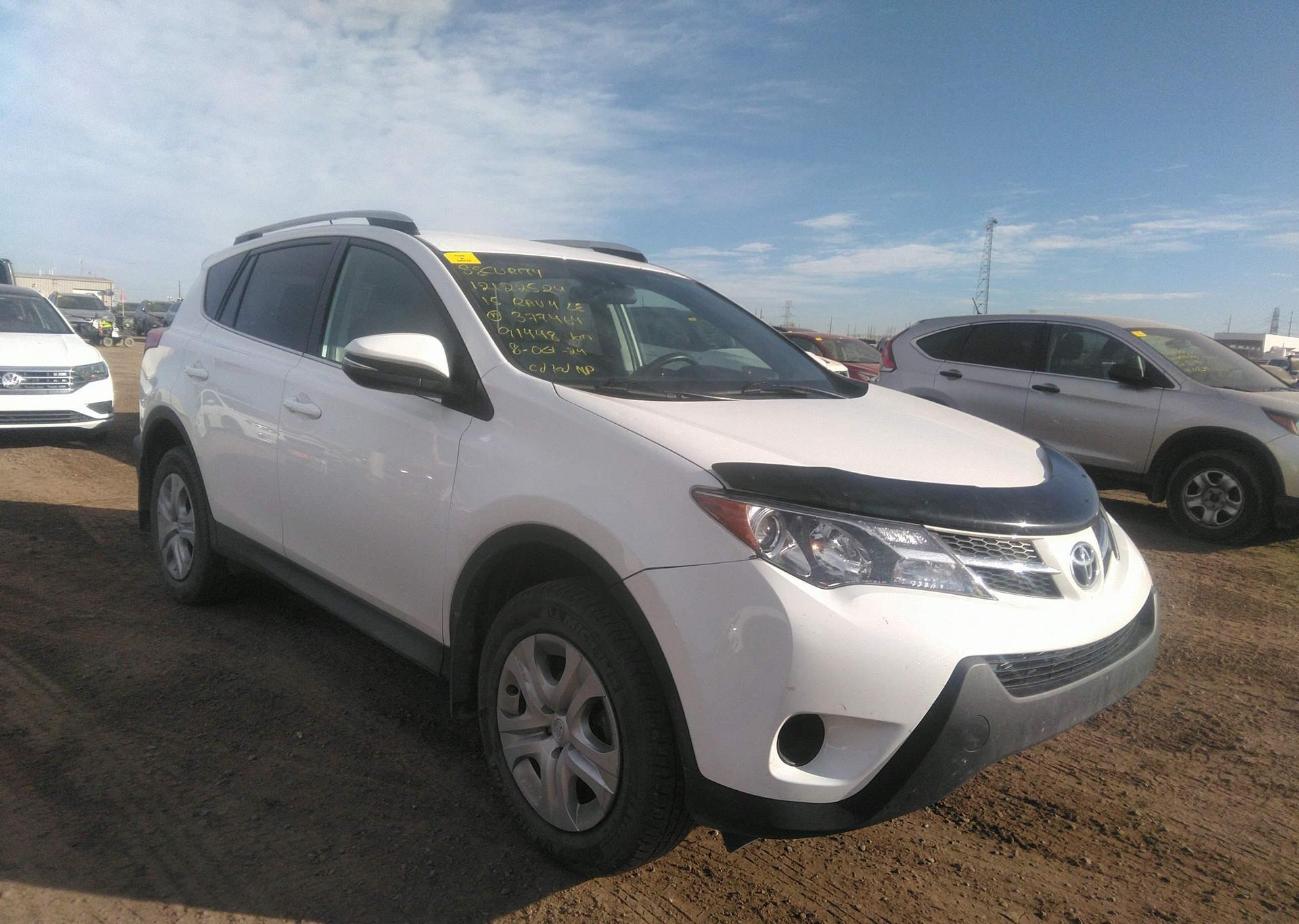 2015 TOYOTA RAV4 LE