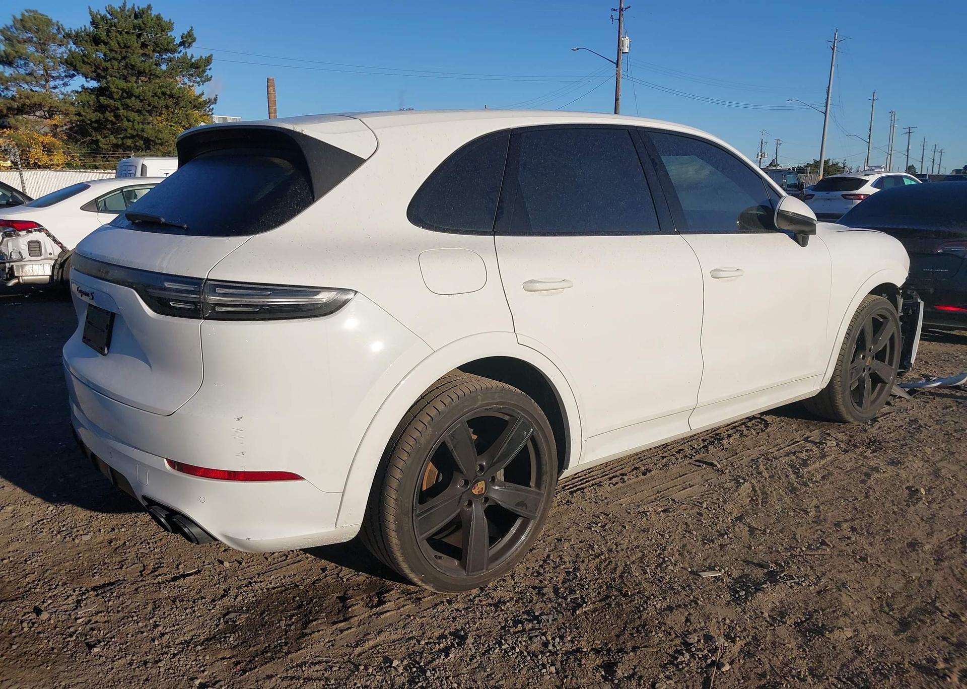 2019 PORSCHE CAYENNE S