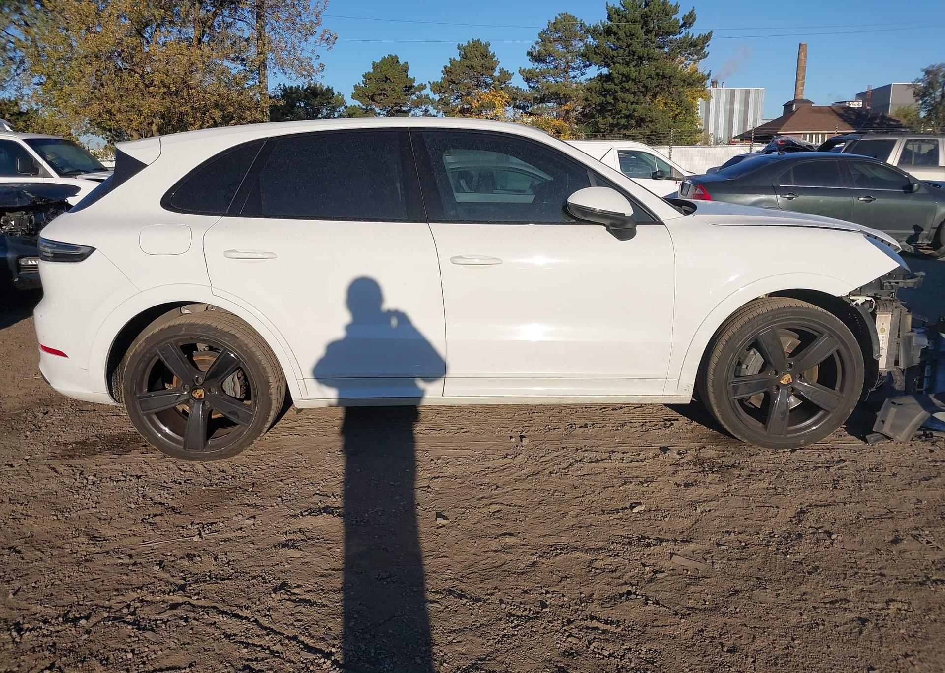 2019 PORSCHE CAYENNE S
