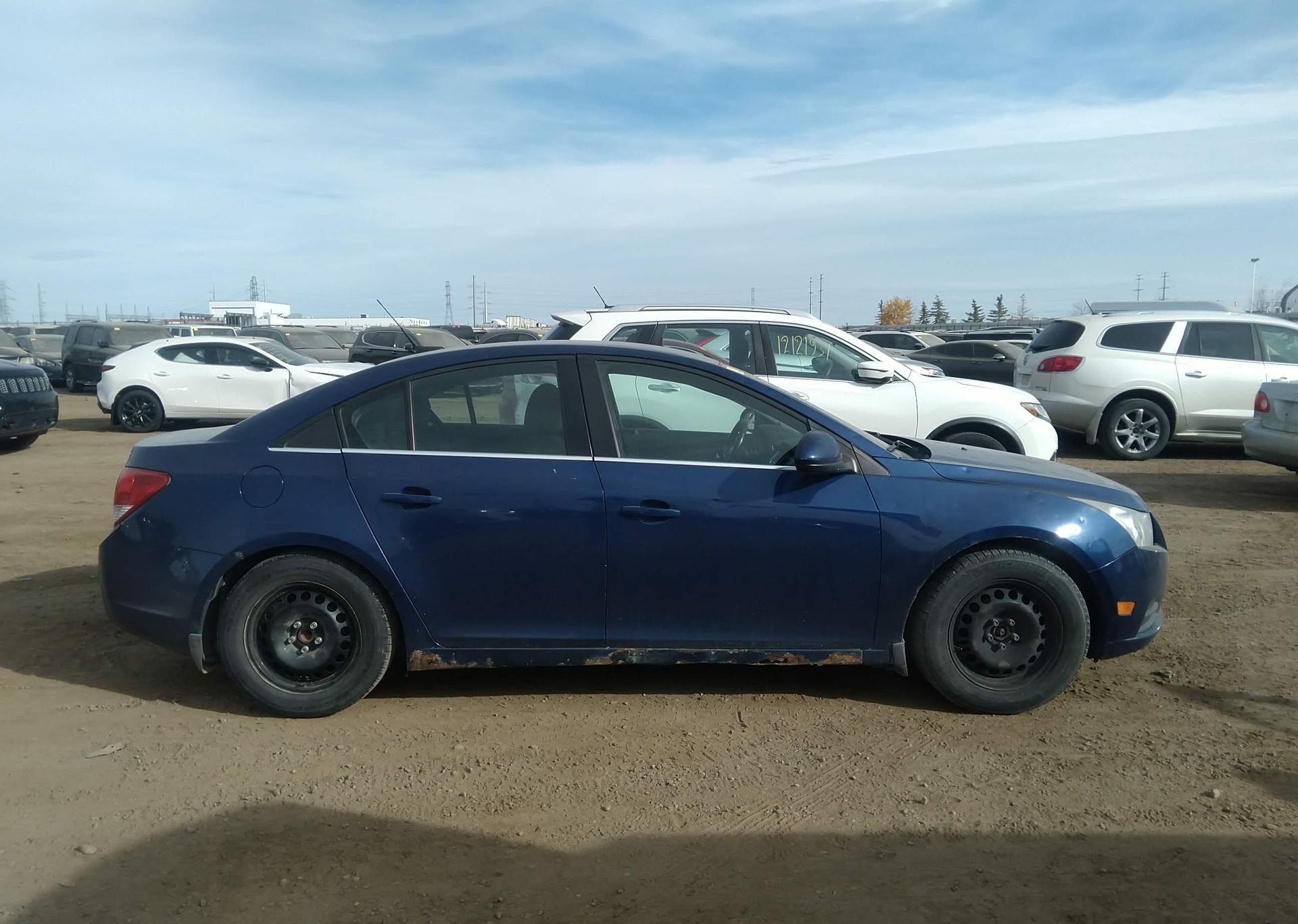 2013 CHEVROLET CRUZE