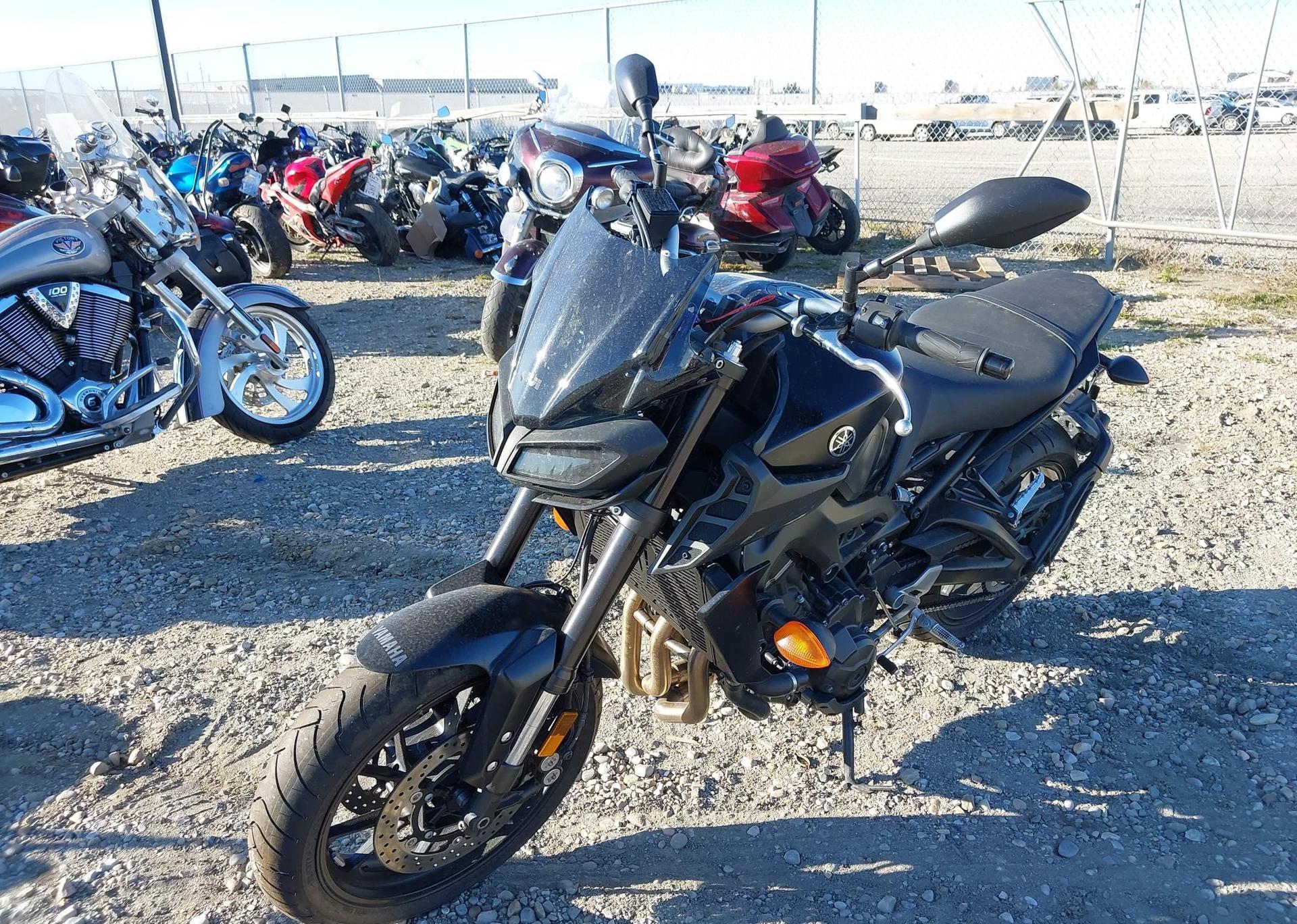 2018 YAMAHA MT09