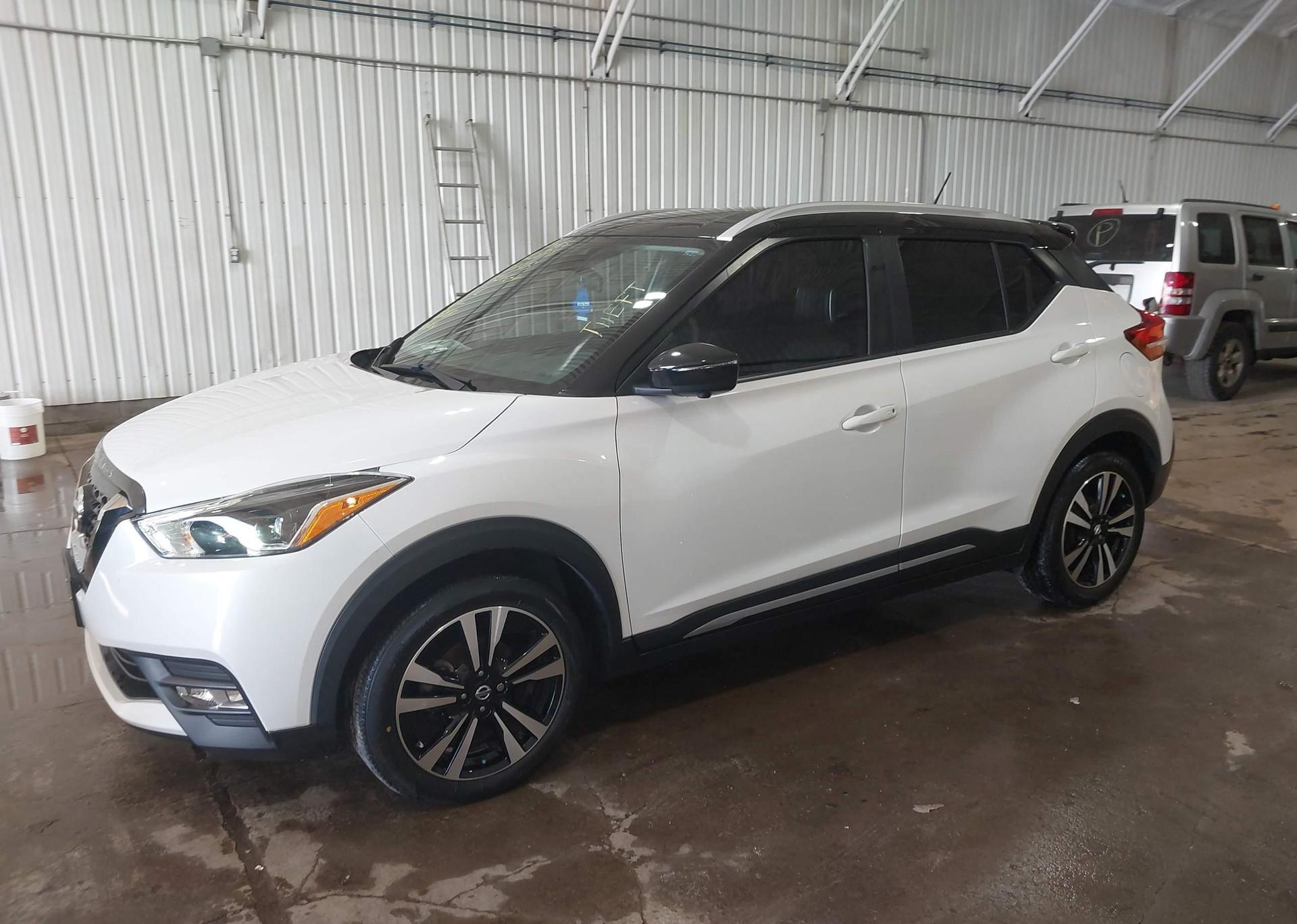 2020 NISSAN KICKS