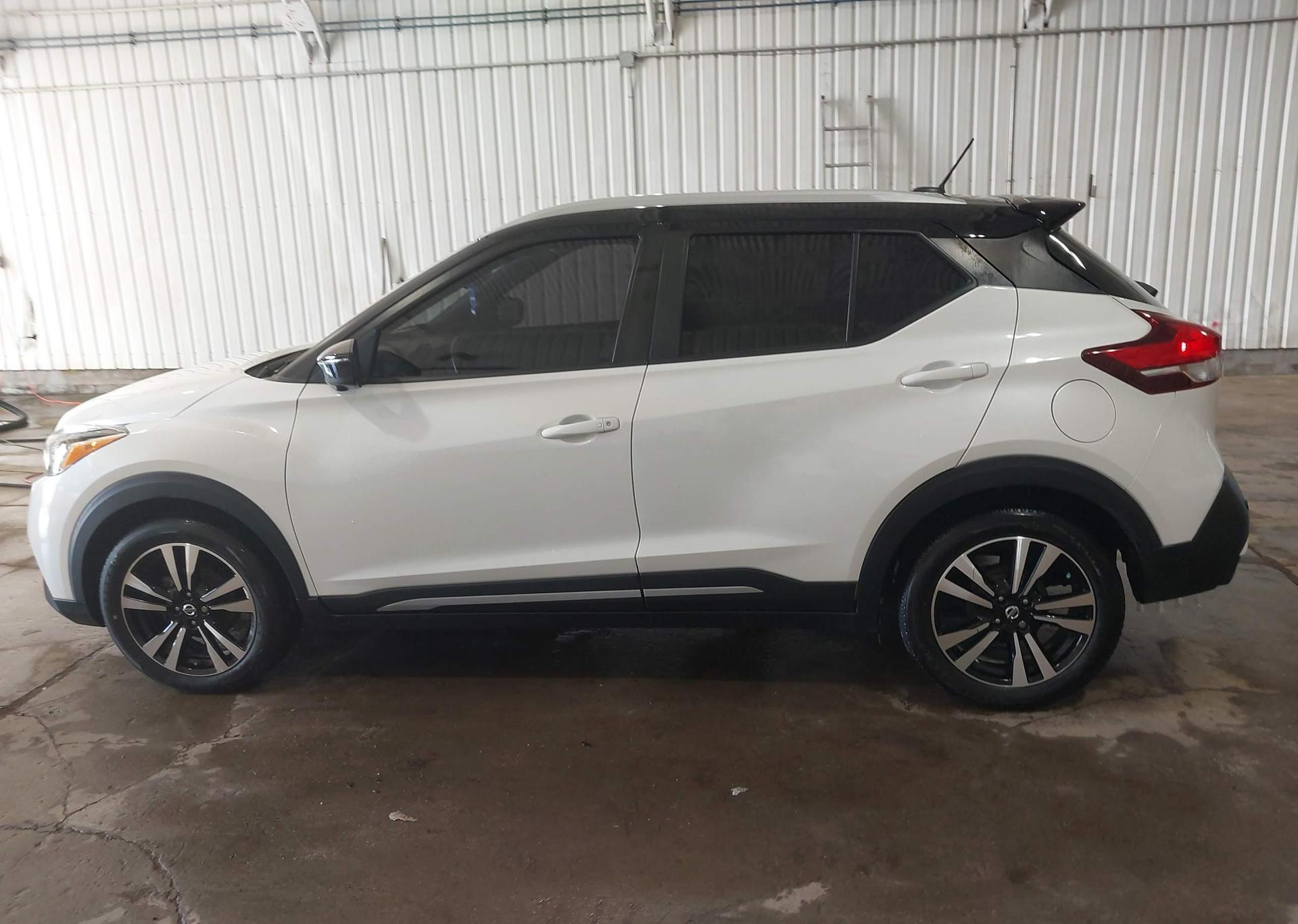 2020 NISSAN KICKS