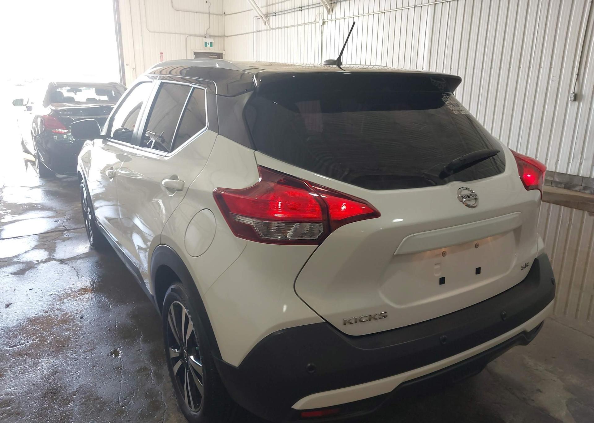 2020 NISSAN KICKS
