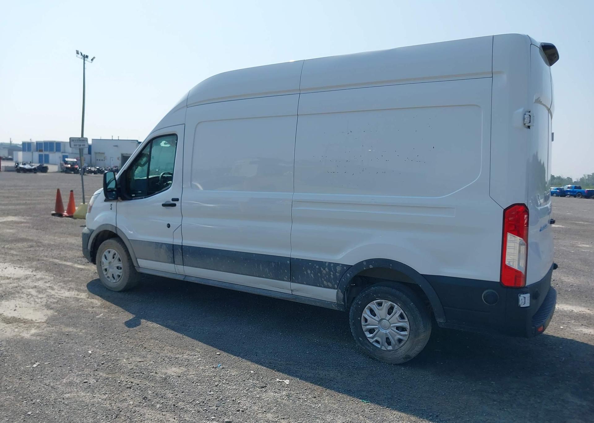 2023 FORD TRANSIT T-350