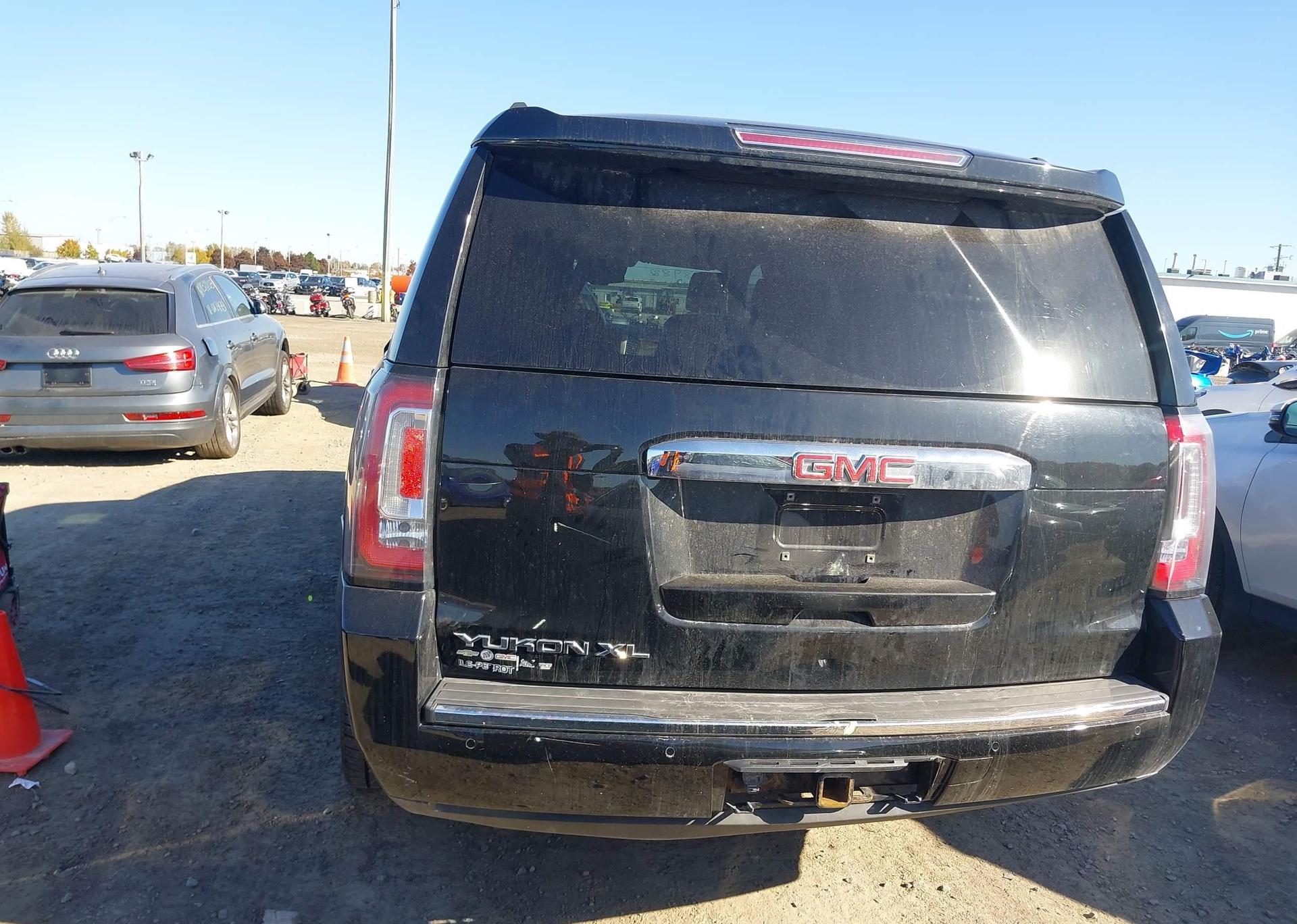 2017 GMC YUKON XL
