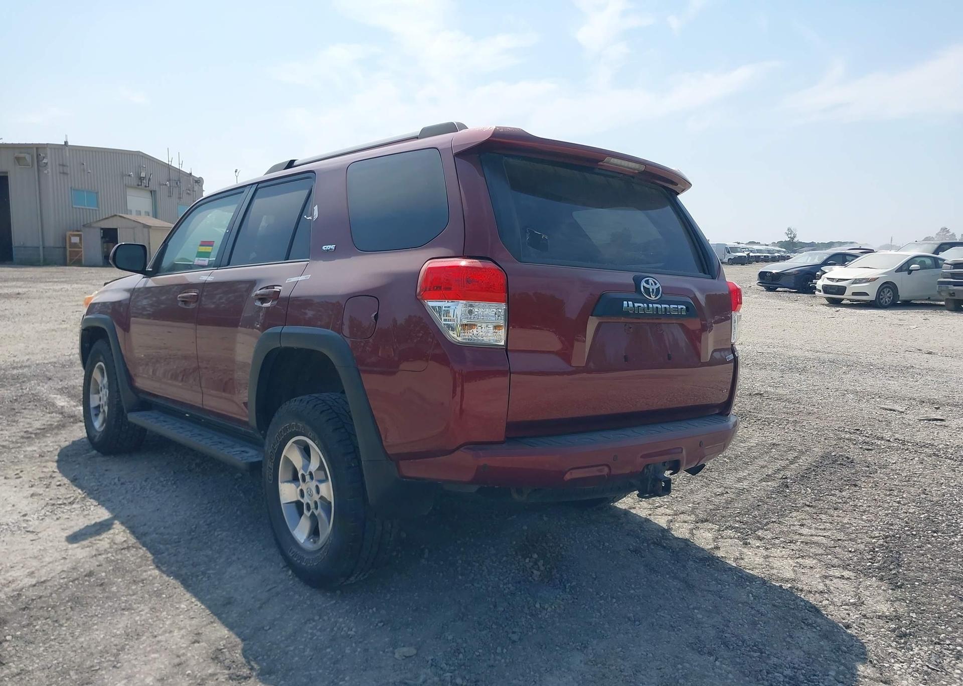 2010 TOYOTA 4RUNNER SR5