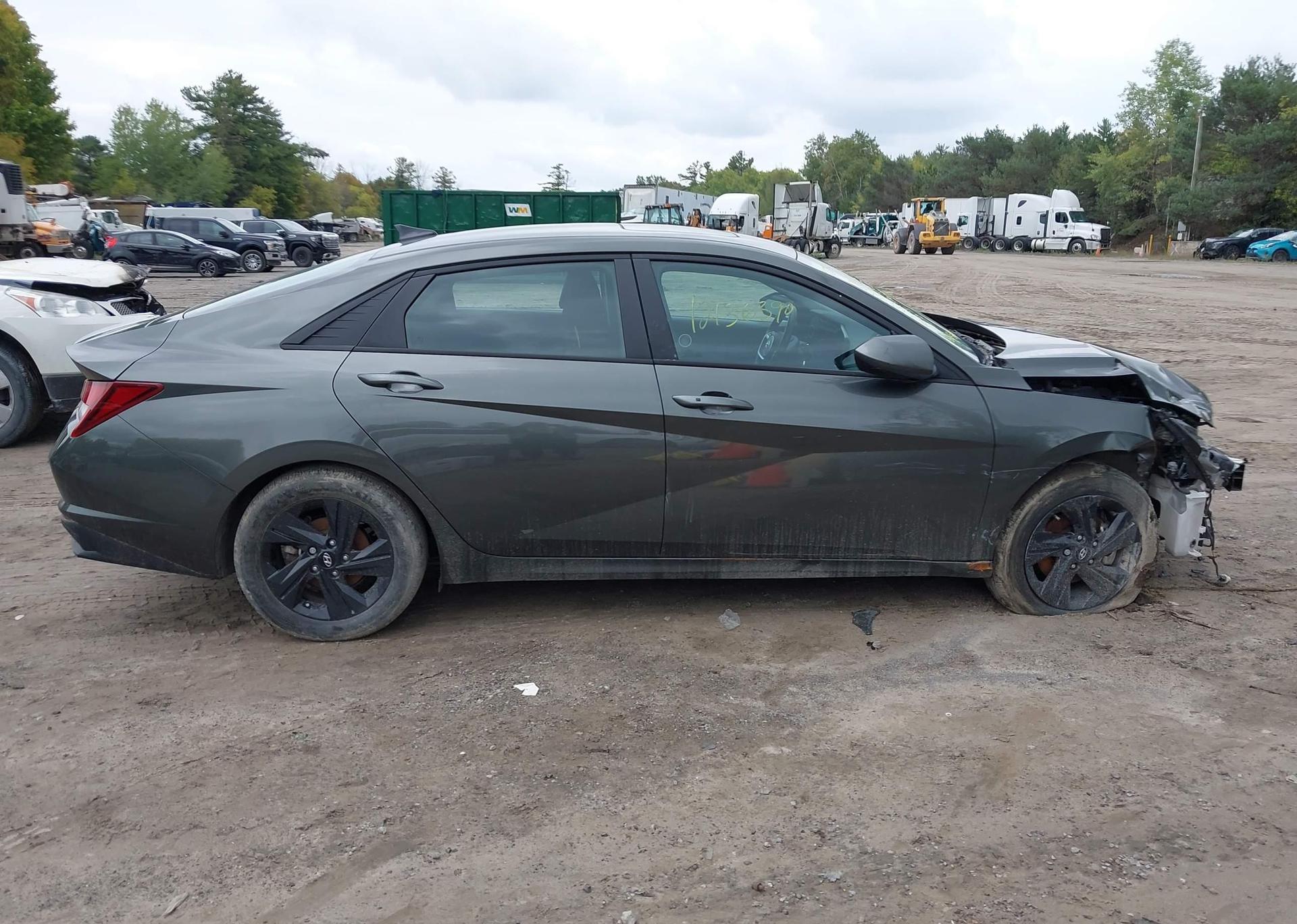 2023 HYUNDAI ELANTRA