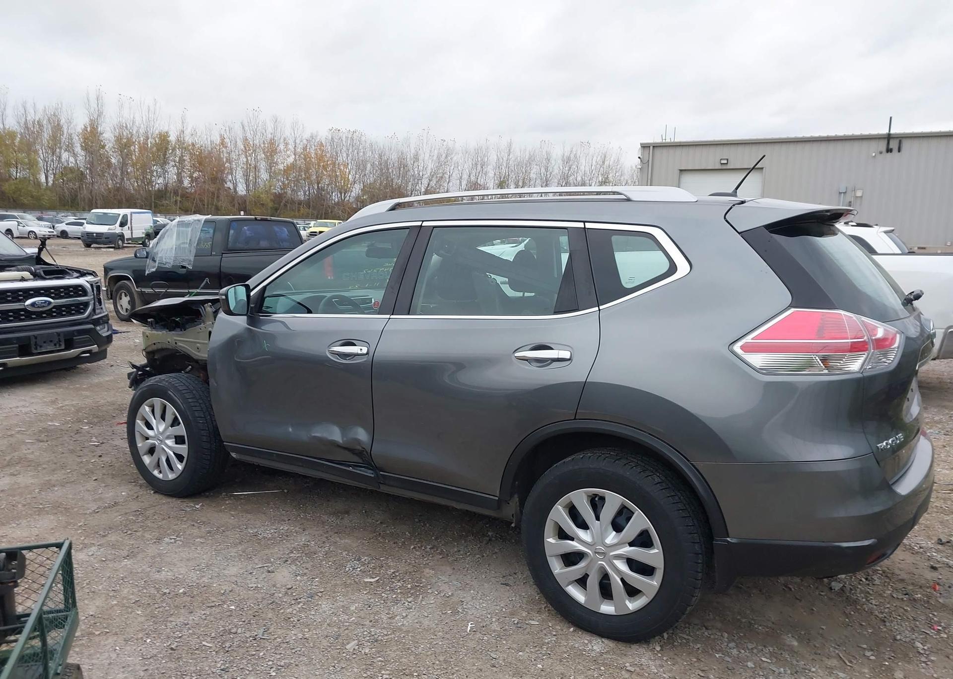 2016 NISSAN ROGUE