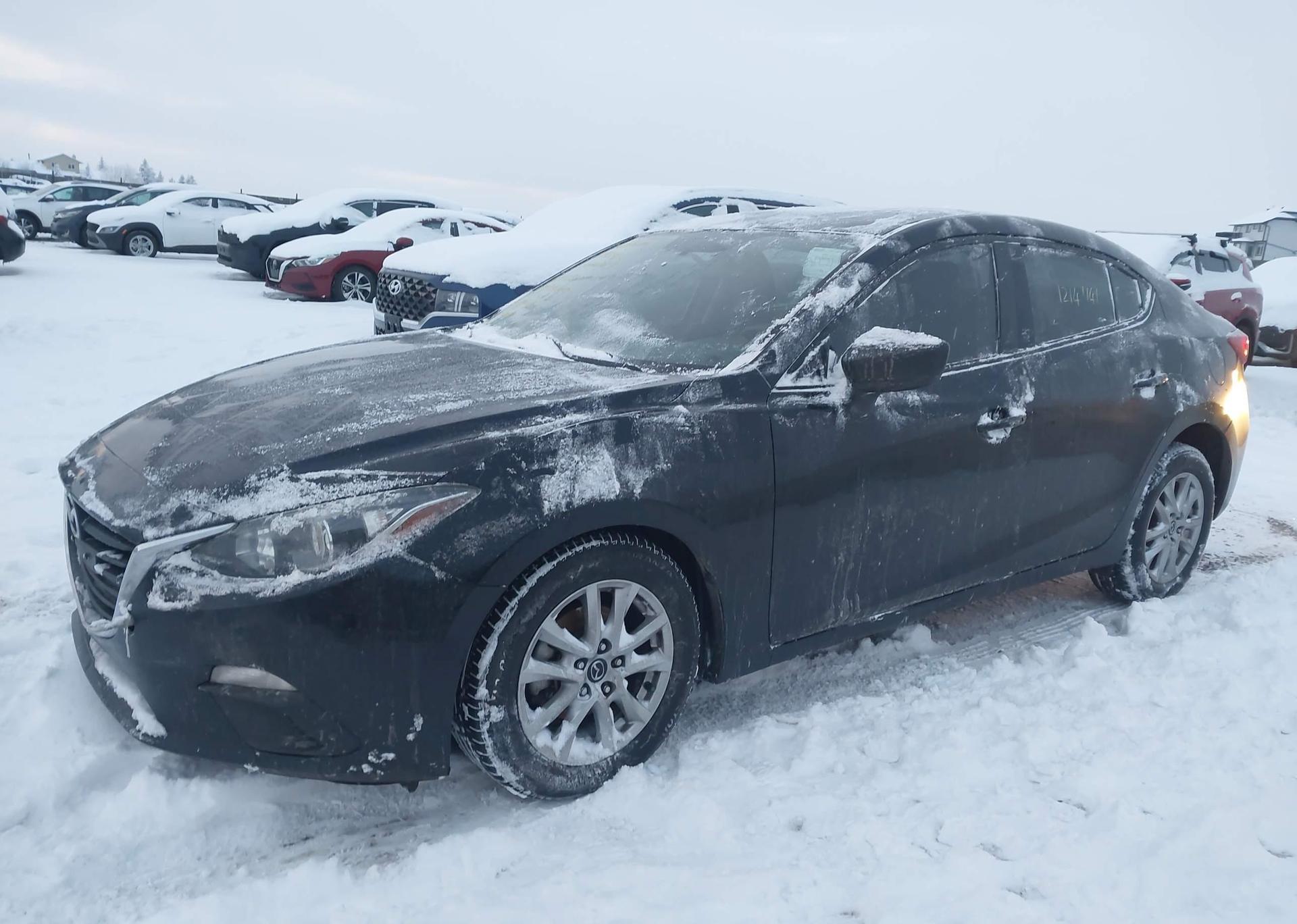 2015 MAZDA MAZDA3