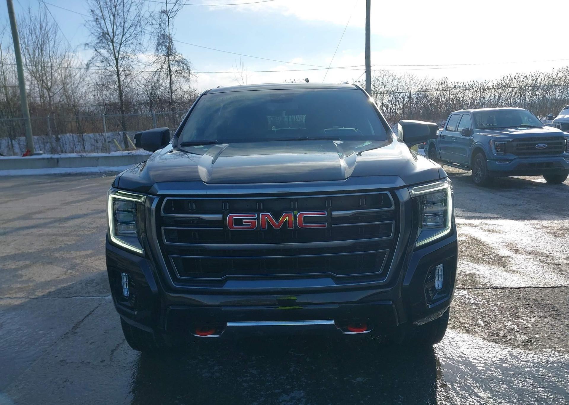 2023 GMC YUKON XL K1500 AT4