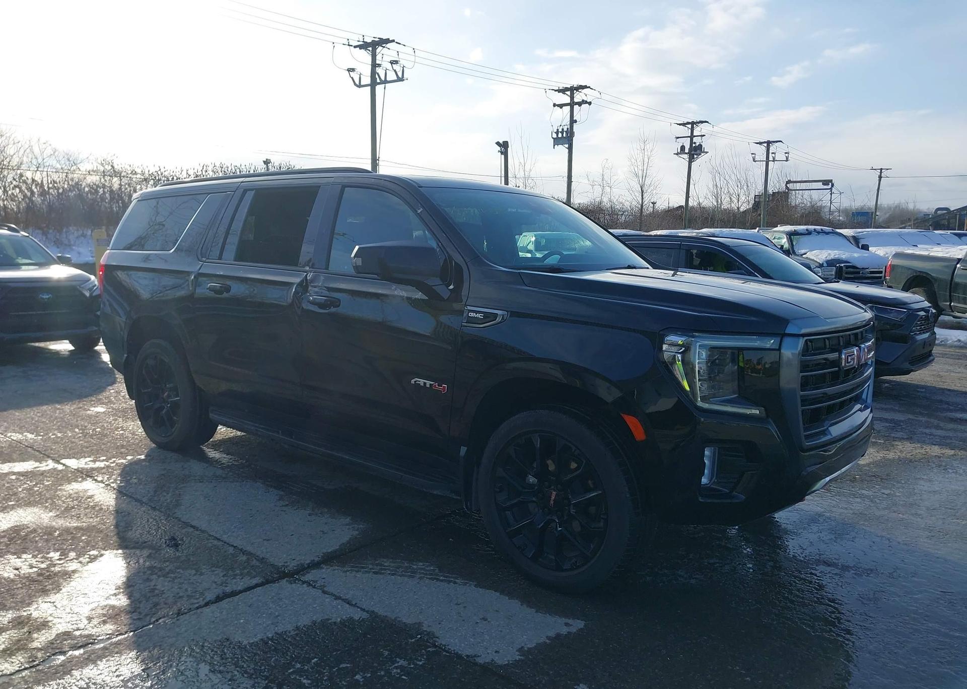 2023 GMC YUKON XL K1500 AT4