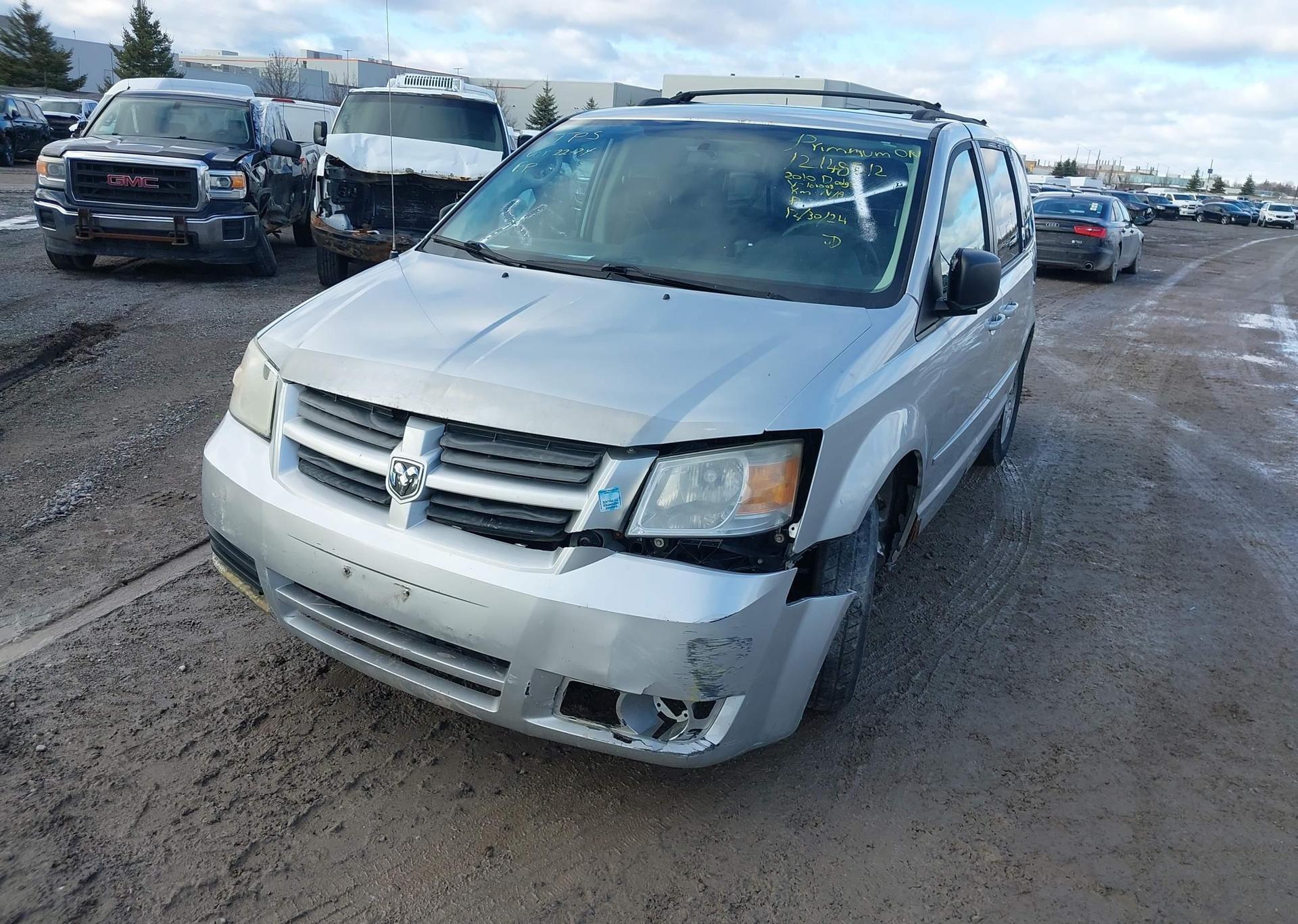 2010 DODGE GRAND CARAVAN SE